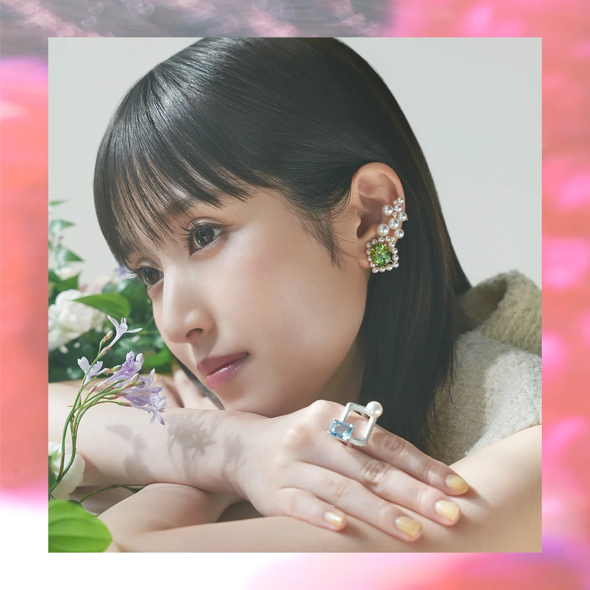 きらめきを香りに変えて 福本莉子がまとうTASAKI初のフレグランス