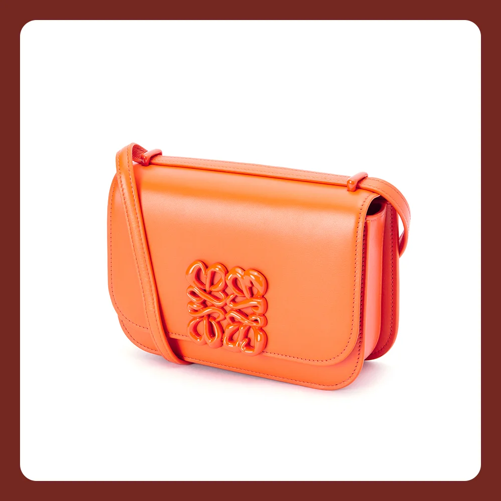Add a little color to your winter outfit.  Image of[Loewe]_5