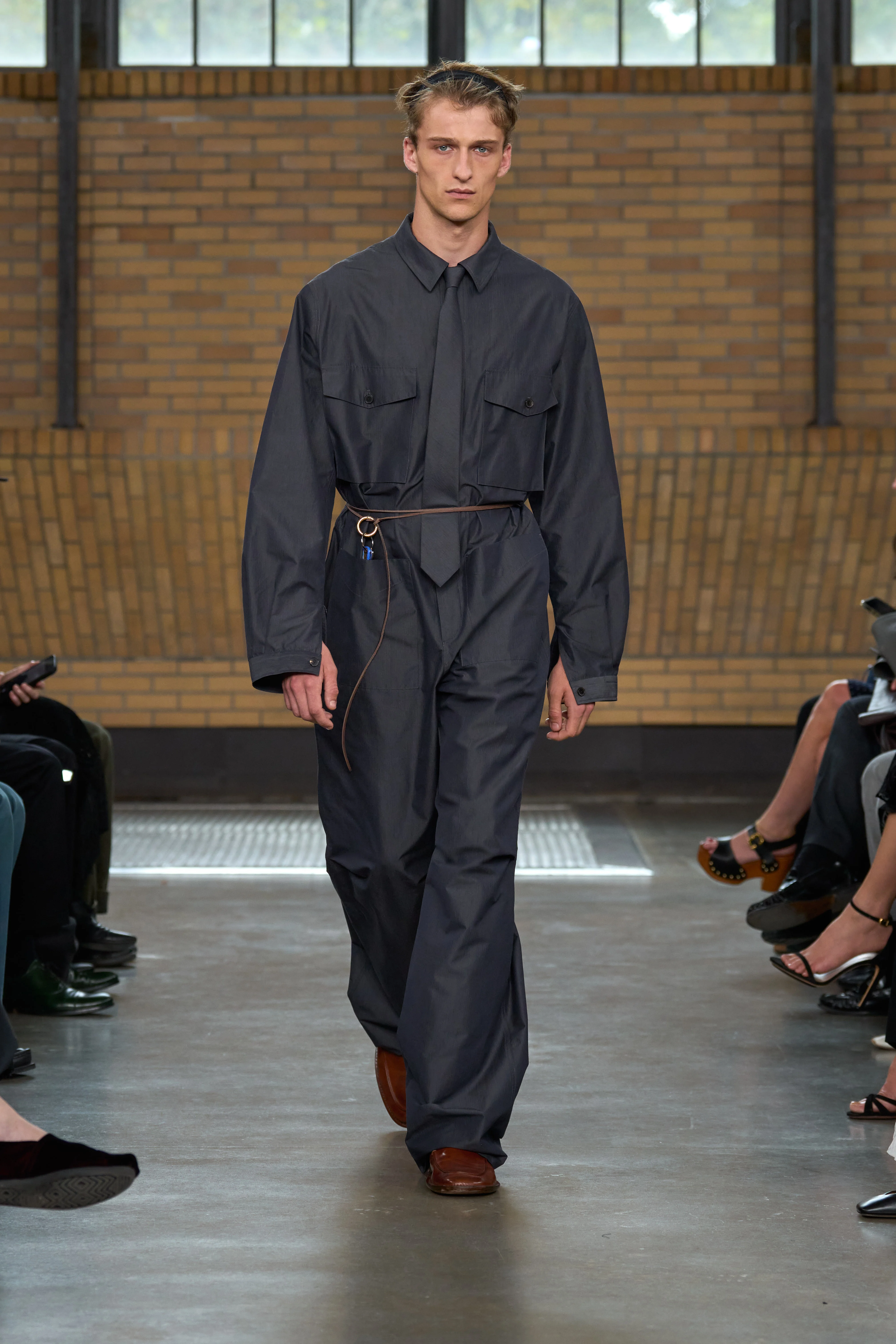 2026年春夏コレクション_CALVIN KLEIN(カルバン クライン)_モデル_39