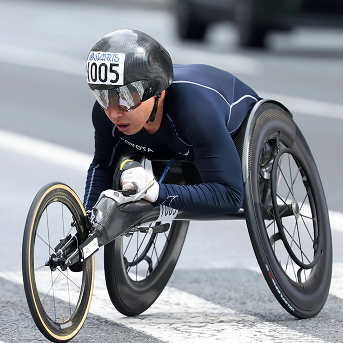 車いす陸上界のトップランナー・鈴木朋樹さん。まだ得ぬ色のメダルを目指して