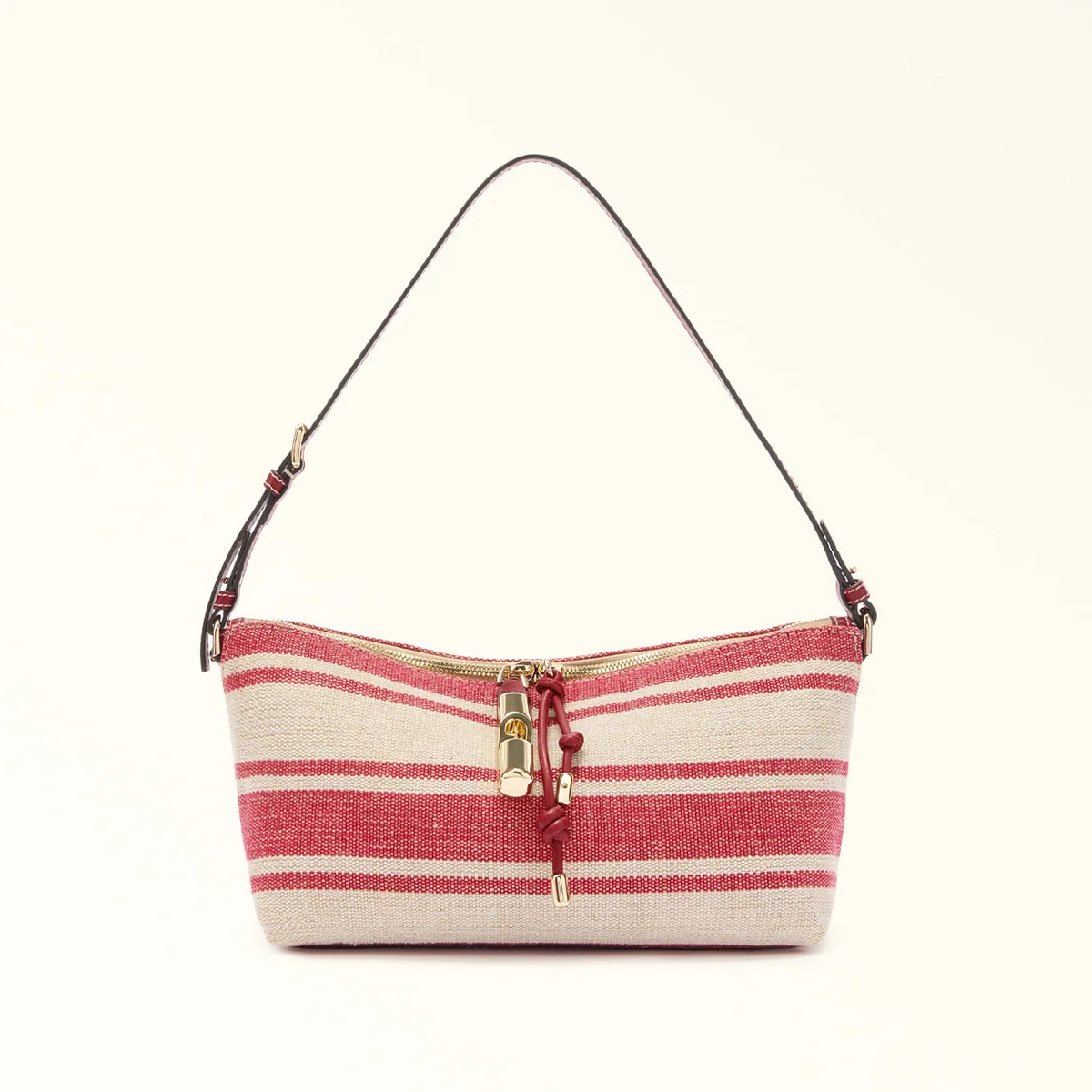 心地よさと洗練が同居するバッグ、FURLA デビー　前田敦子と南イタリアの風を感じての画像8-3