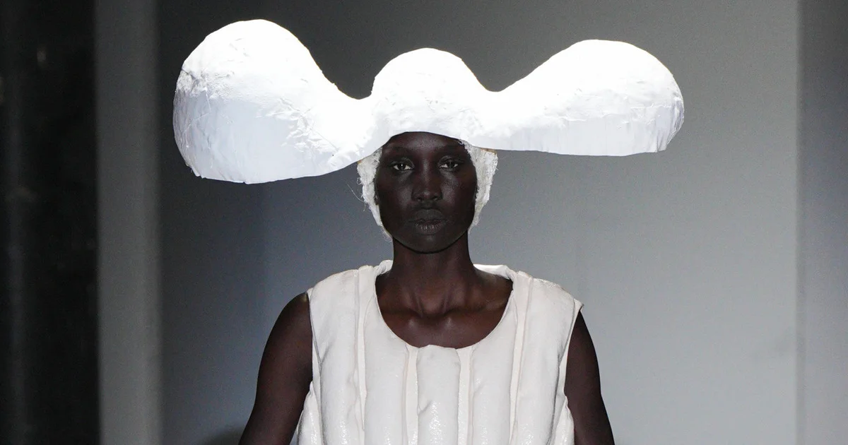 コム デ ギャルソン(COMME DES GARÇONS) - 2025年春夏