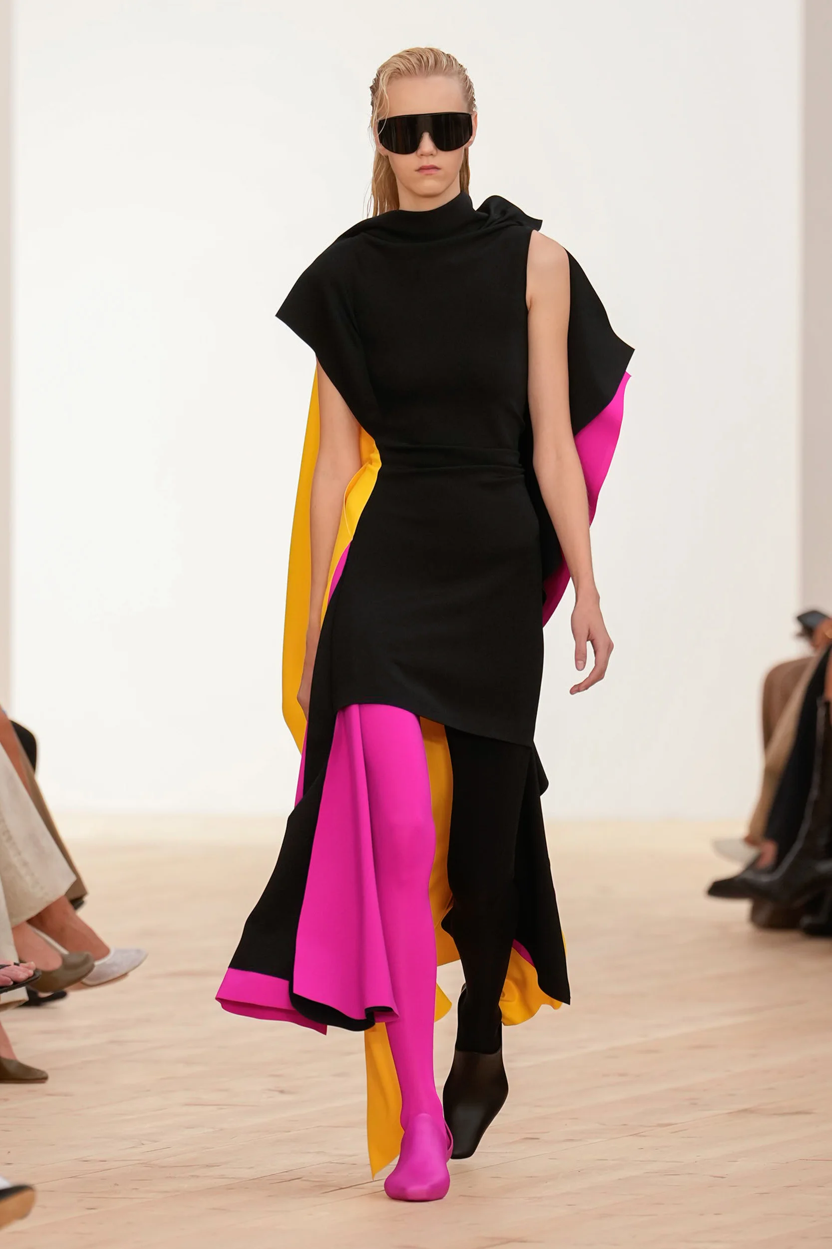 2026年春夏コレクション_LOEWE(ロエベ)_モデル_51