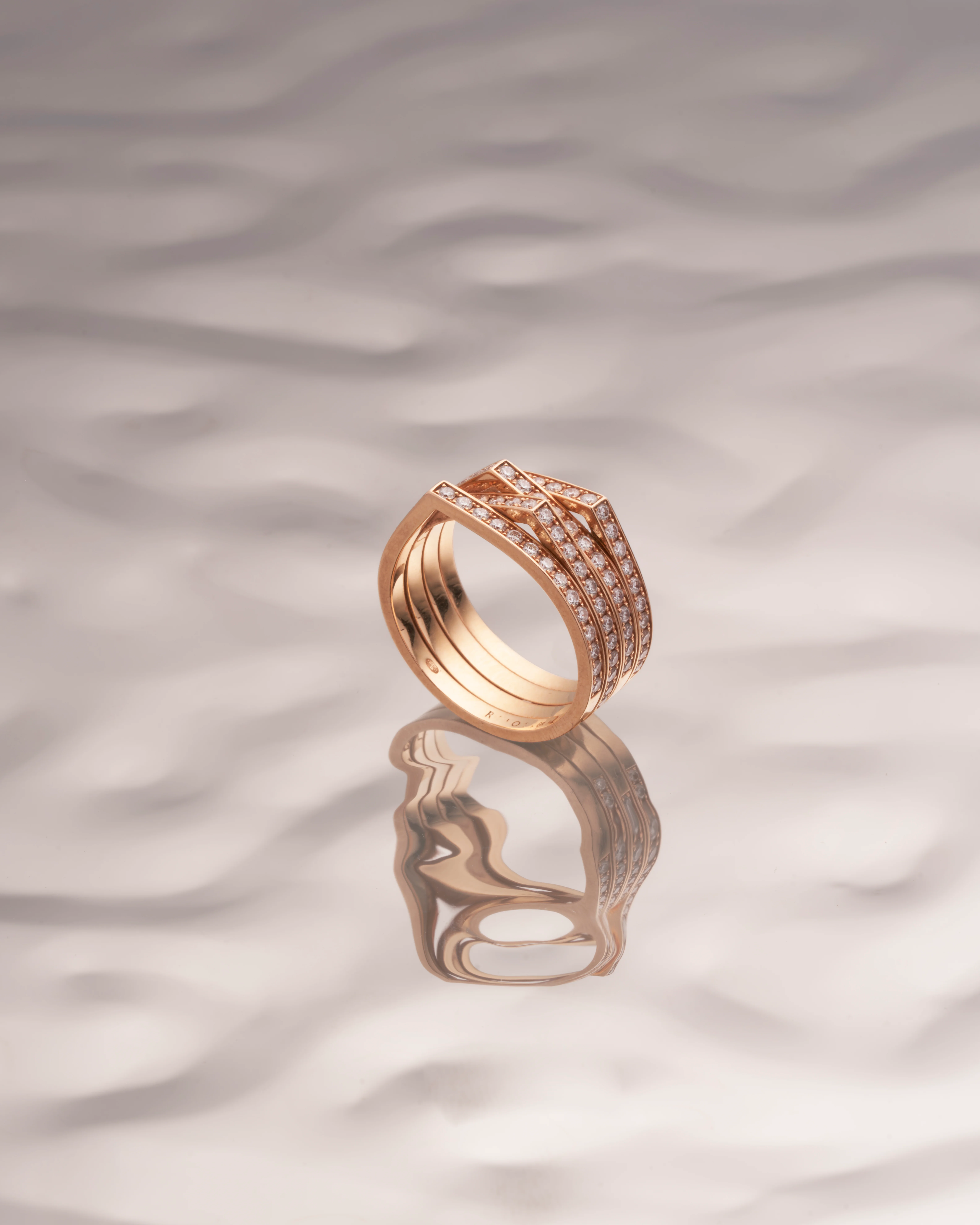 REPOSSI  その存在感は唯一無二  レポシの洗練ジュエリーの画像2