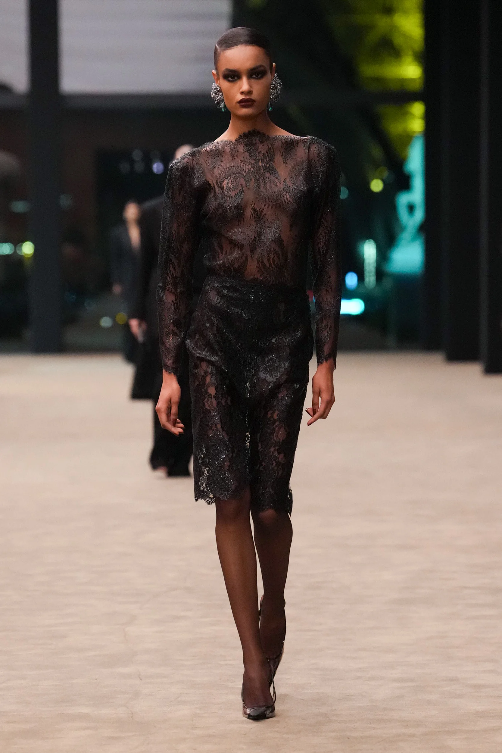 2026-27年秋冬コレクション_SAINT LAURENT(サンローラン)_モデル_35