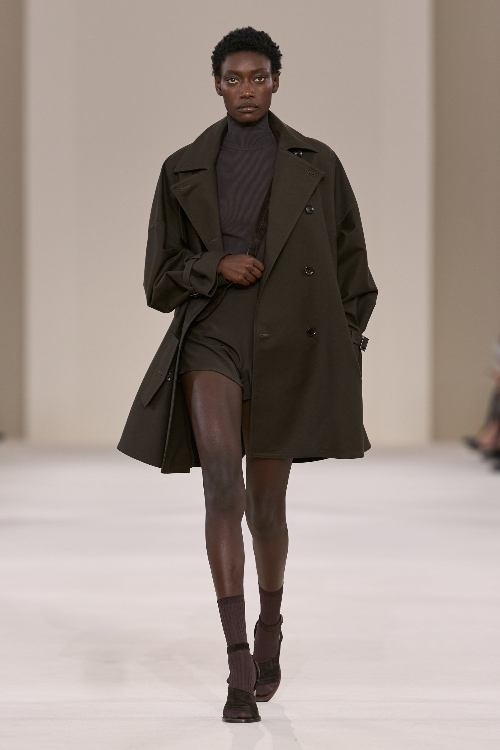 2027年春夏コレクション_MAX MARA(マックスマーラ)_モデル_11