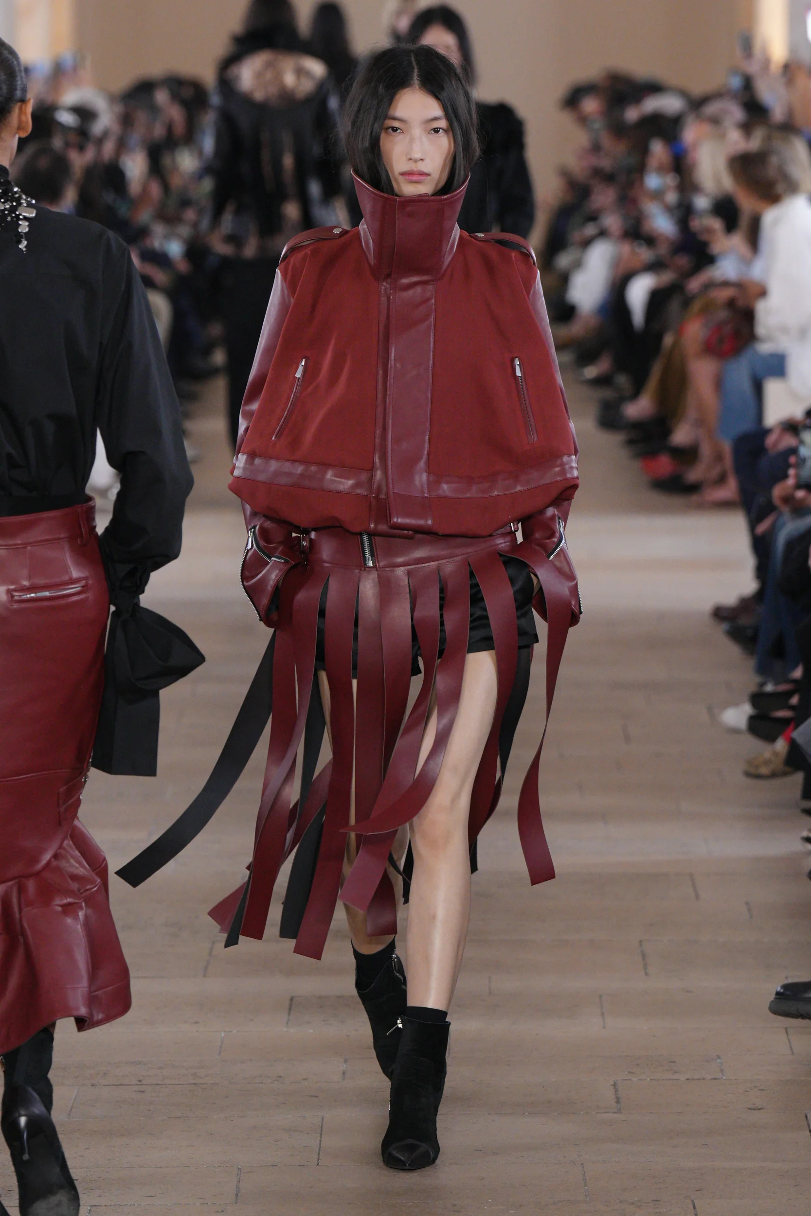 2027年春夏コレクション_SACAI(サカイ)_モデル_10