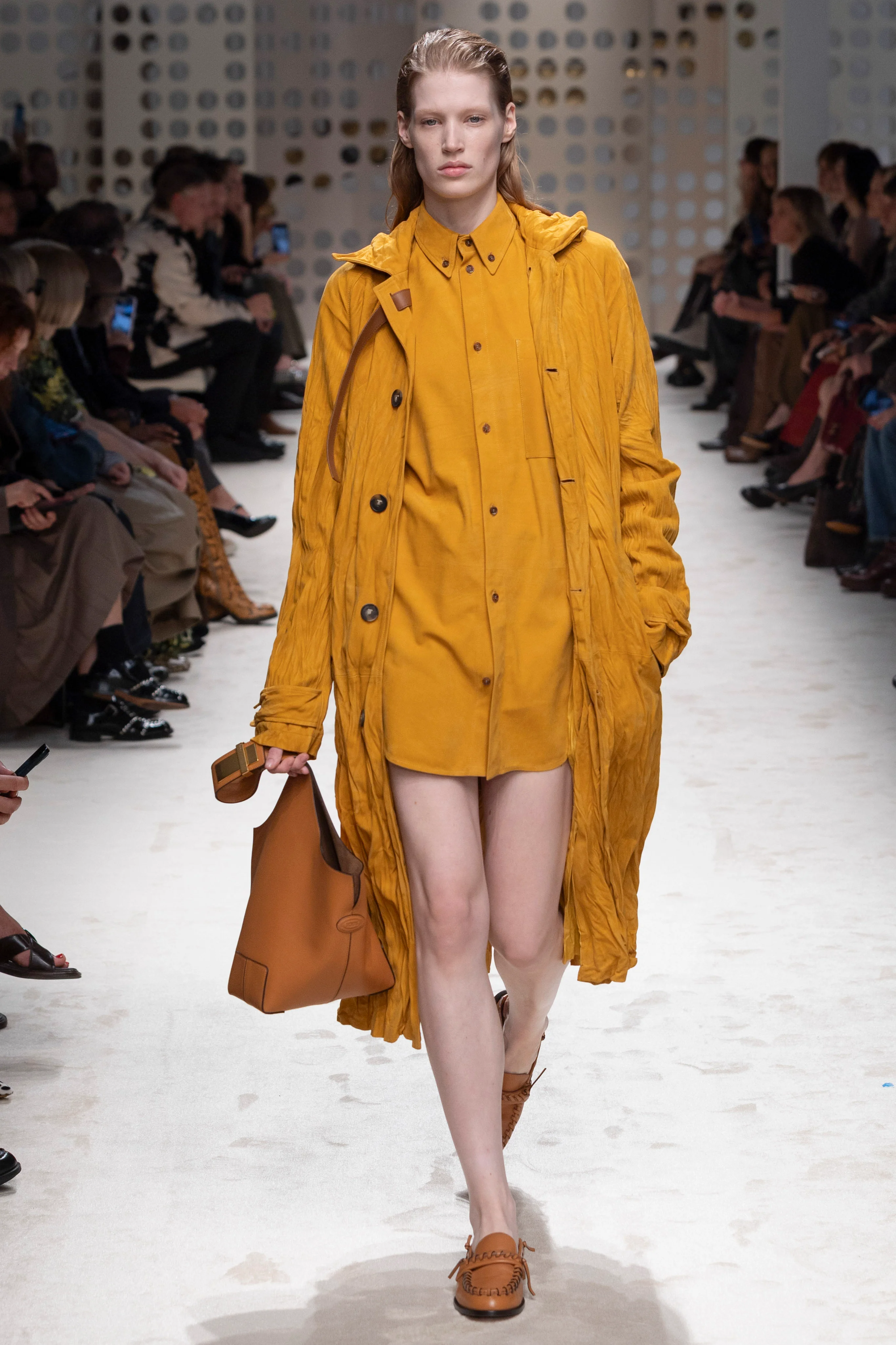 2026年春夏コレクション_TOD'S(トッズ)_モデル_12