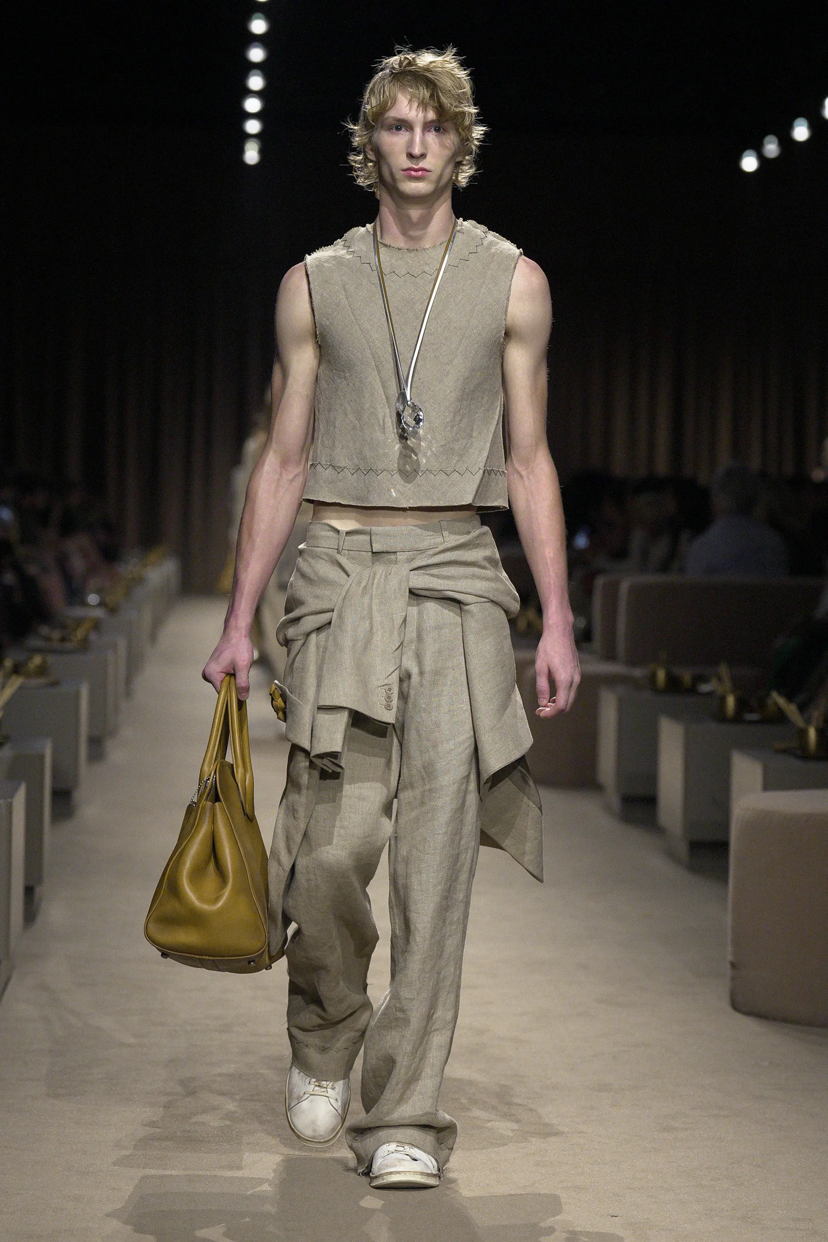 2027年春夏コレクション_COACH(コーチ)_モデル_9