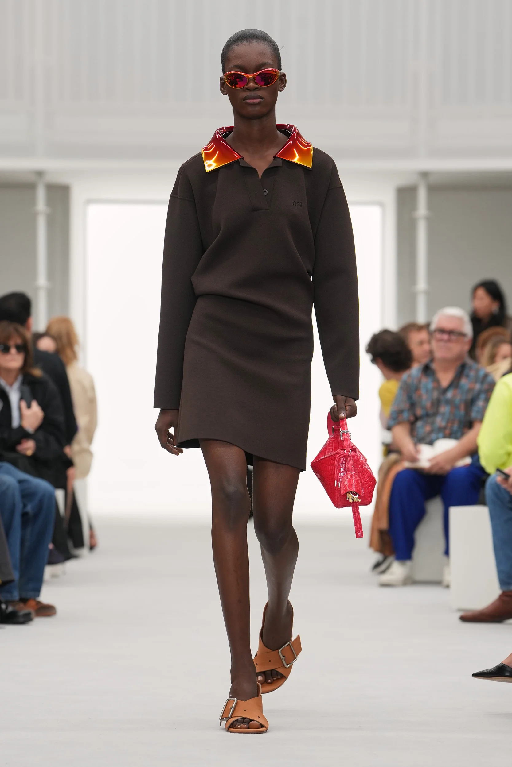 2027年春夏コレクション_LOEWE(ロエベ)_モデル_7