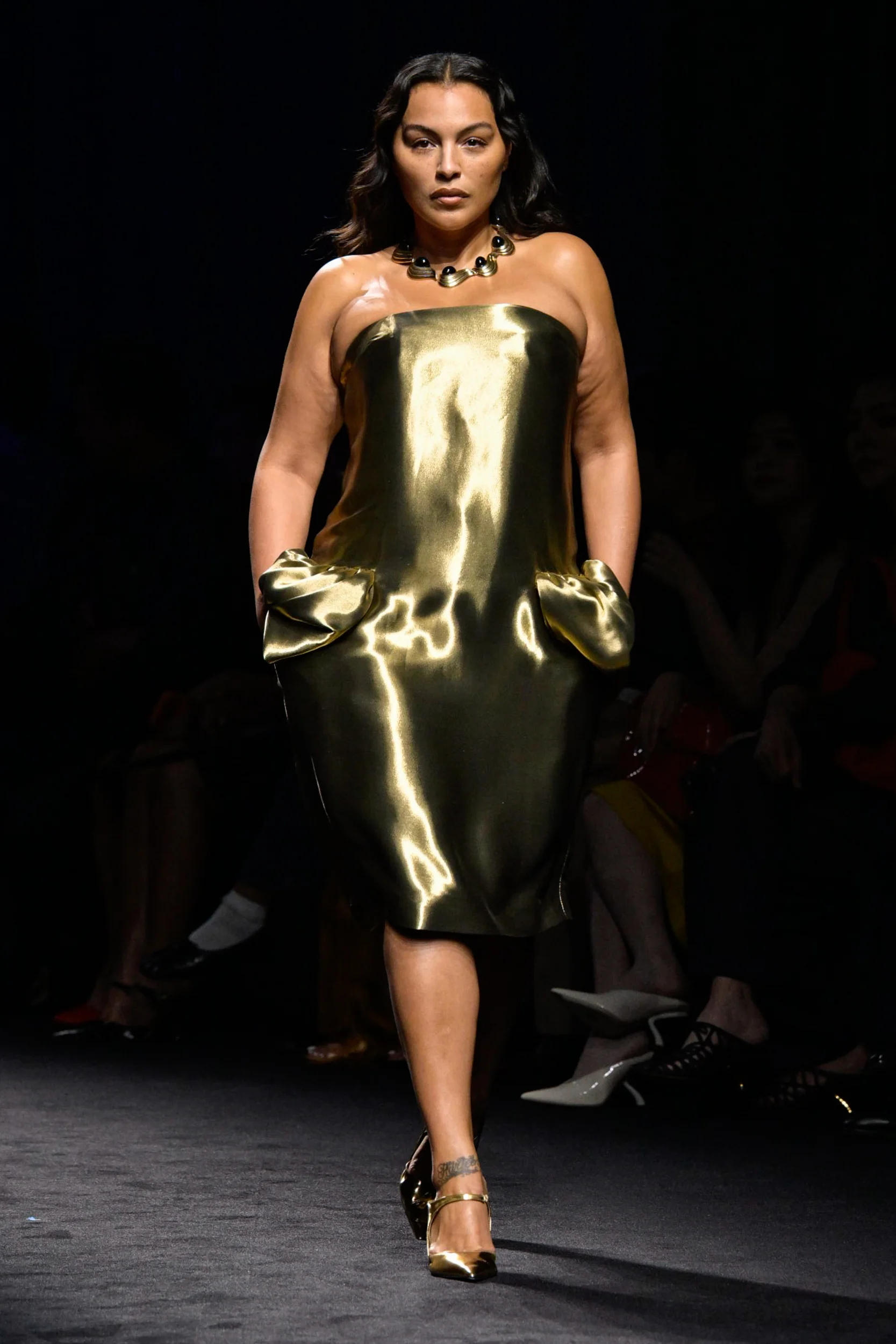 2026-27年秋冬コレクション_FERRAGAMO(フェラガモ)_モデル_54