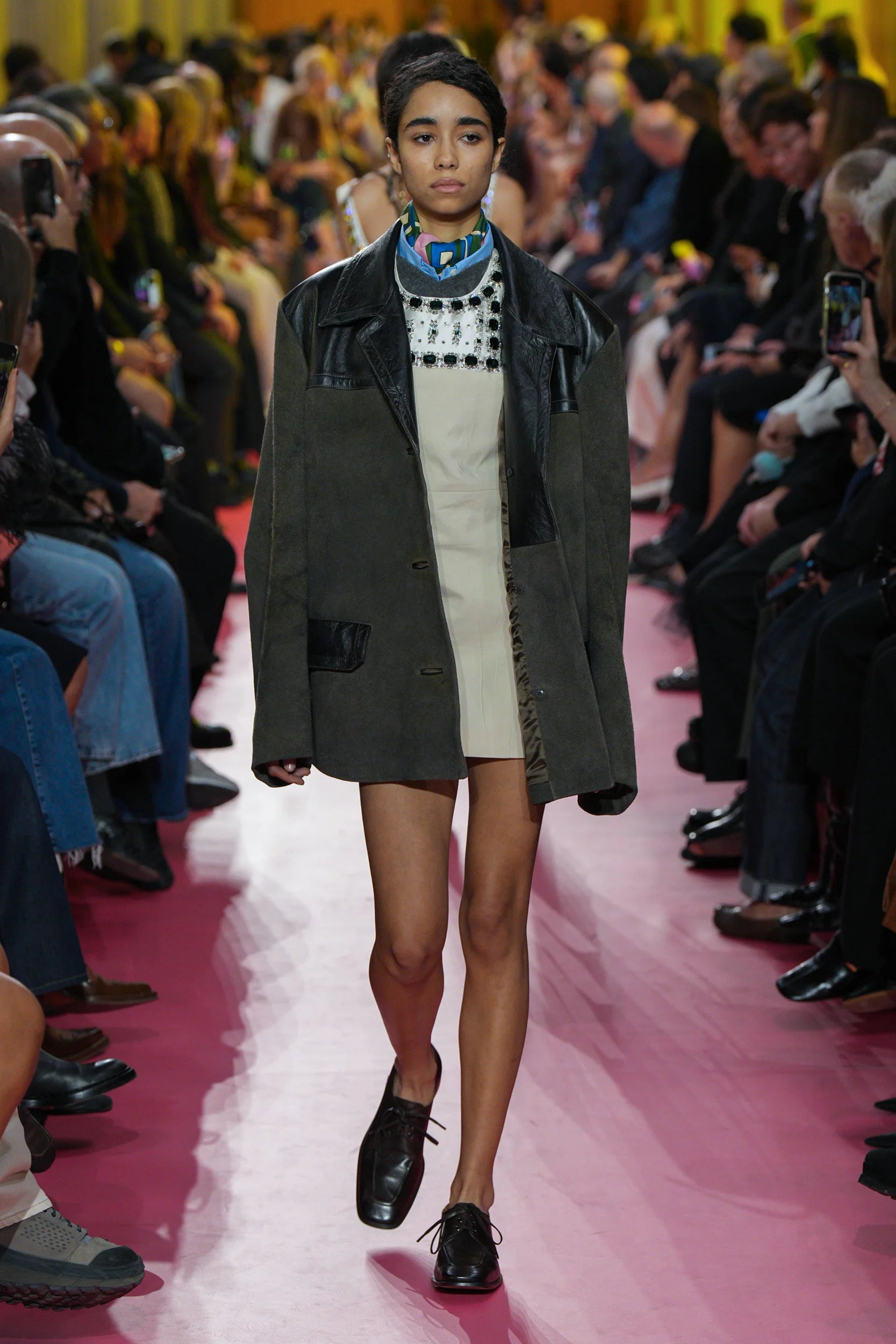 2026年春夏コレクション_MIU MIU(ミュウミュウ)_モデル_59