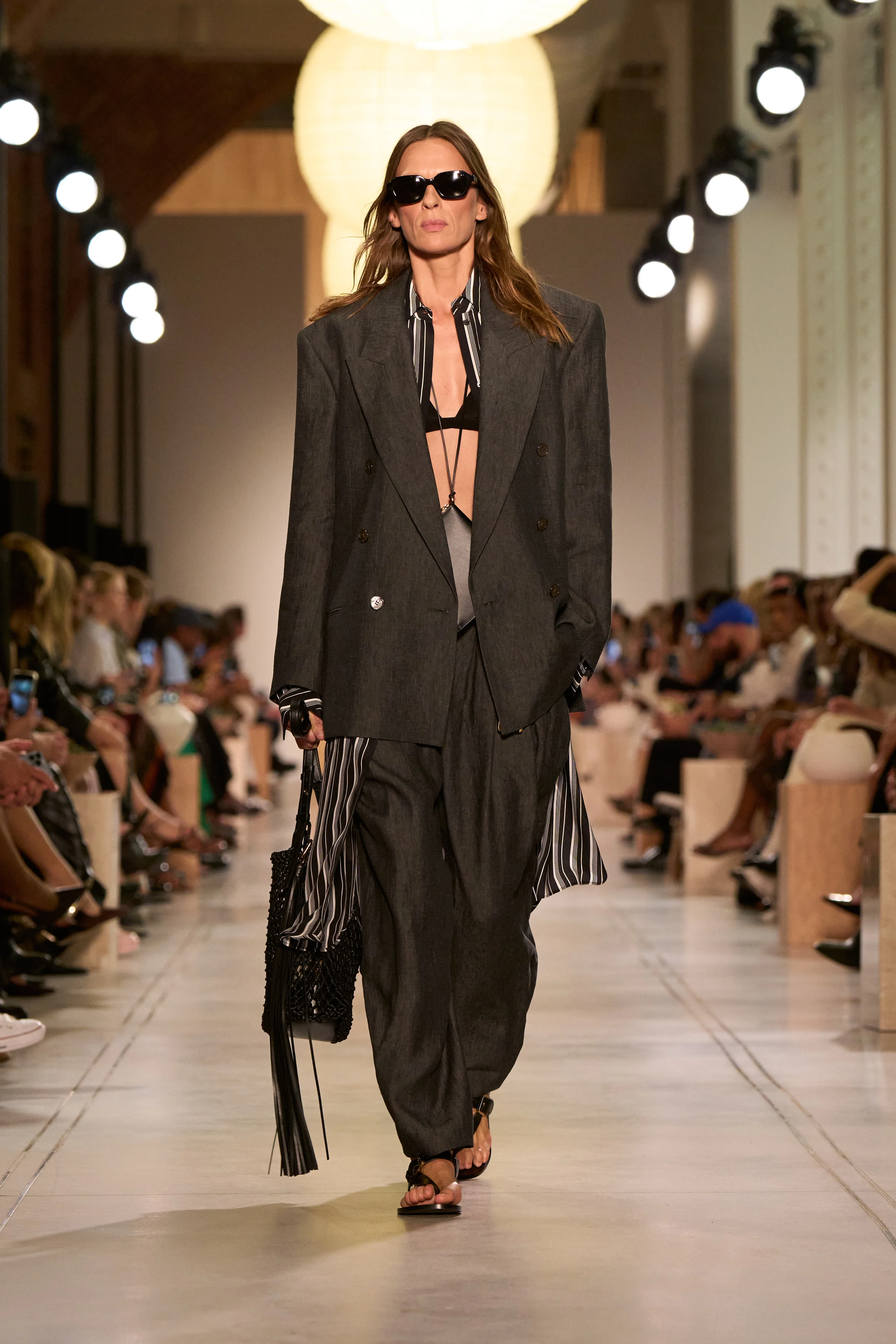 2026年春夏コレクション_MICHAEL KORS COLLECTION(マイケル・コース コレクション)_モデル_55