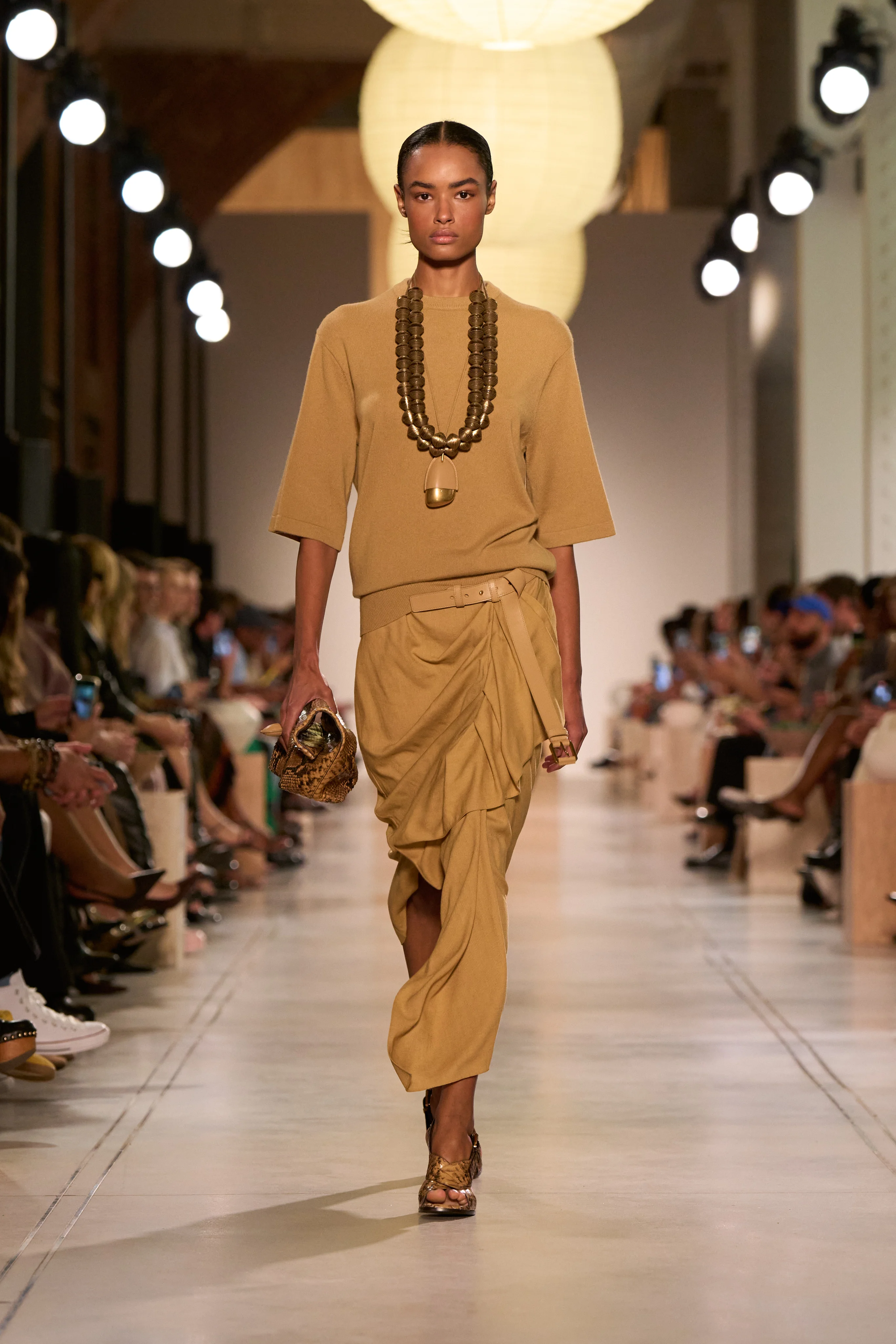 2026年春夏コレクション_MICHAEL KORS COLLECTION(マイケル・コース コレクション)_モデル_42