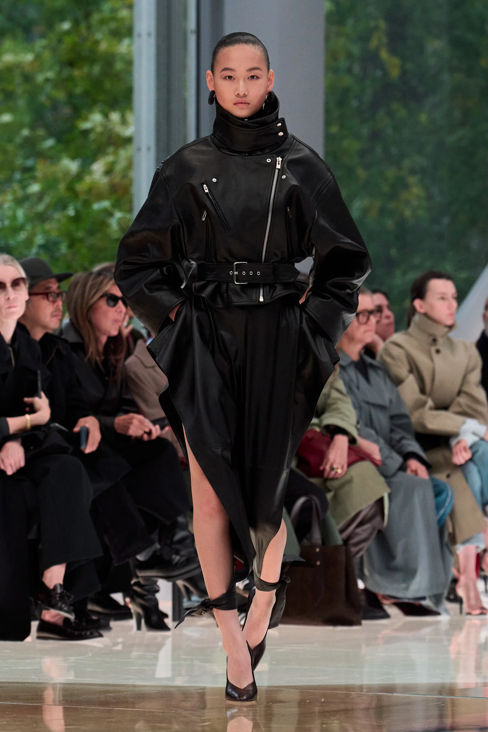 2026年春夏コレクション_ALAÏA(アライア)_モデル_12