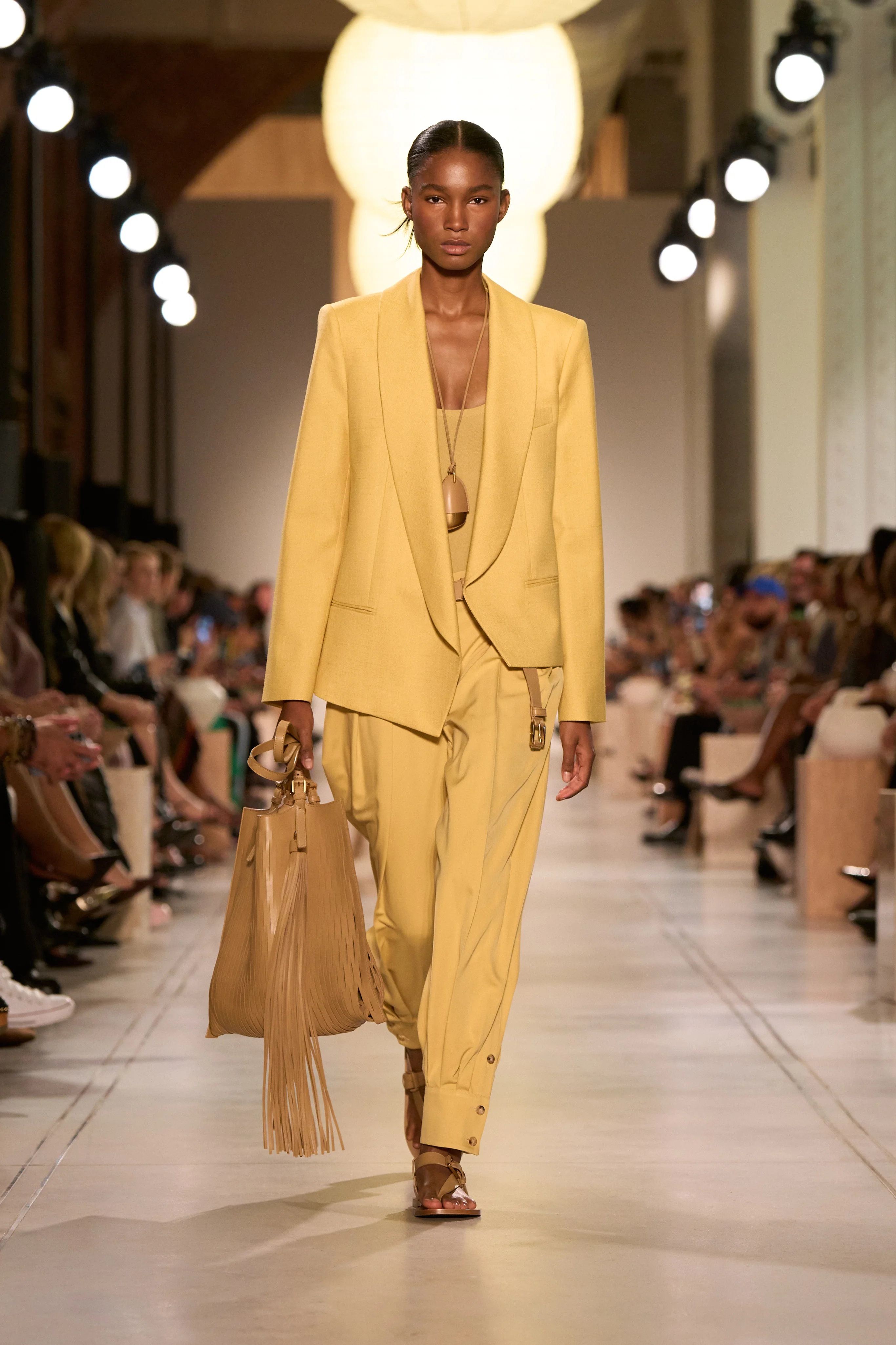 2026年春夏コレクション_MICHAEL KORS COLLECTION(マイケル・コース コレクション)_モデル_39