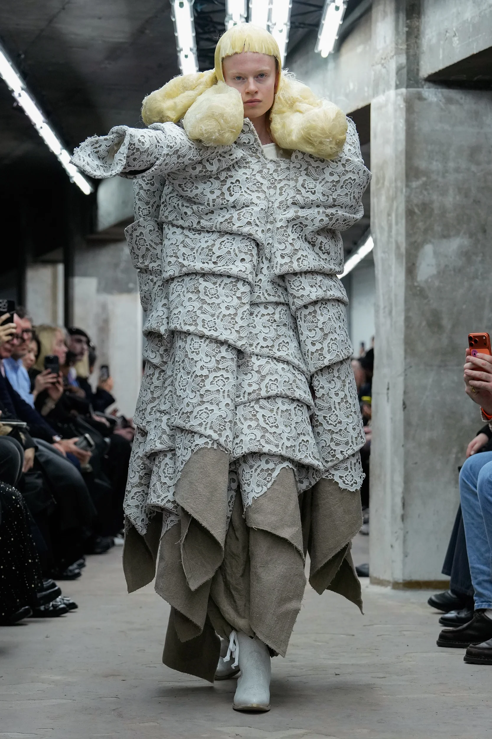 2026年春夏コレクション_COMME DES GARÇONS(コム デ ギャルソン)_モデル_10