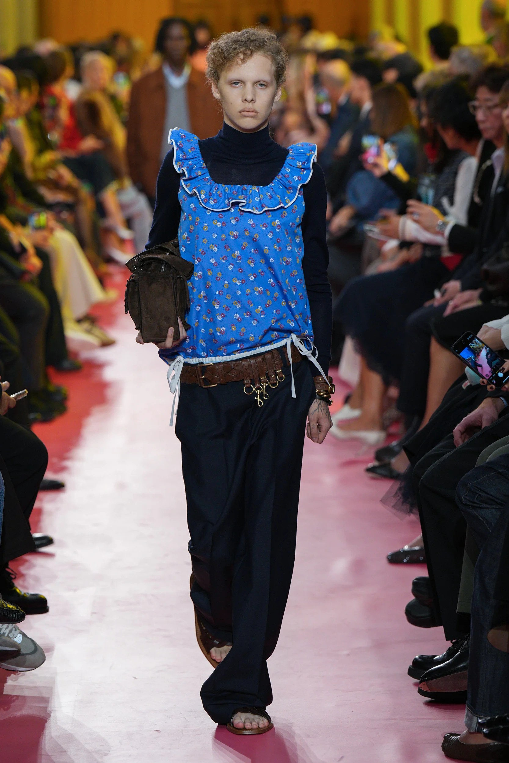 2026年春夏コレクション_MIU MIU(ミュウミュウ)_モデル_25