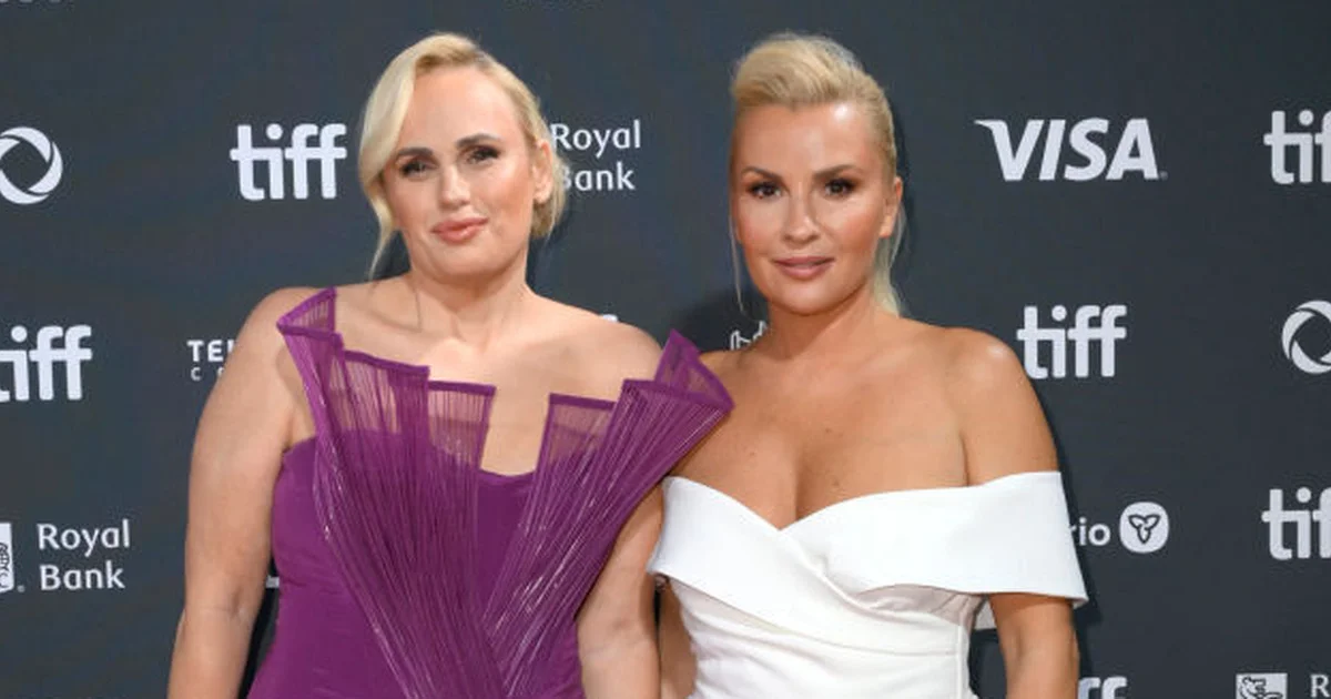 レベル・ウィルソン、恋人ラモナ・アグルマとイタリアで挙式！ 純白の