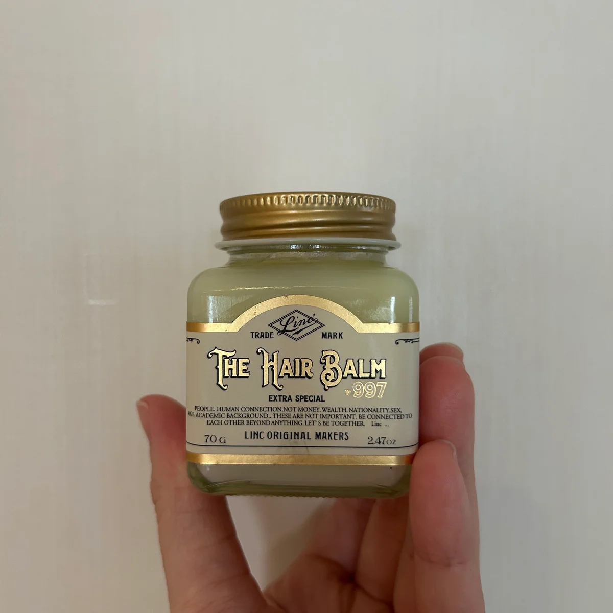 【リンク】のヘアバームが噂通りの素晴らしさでした。忙しい朝もこれさえあればOK