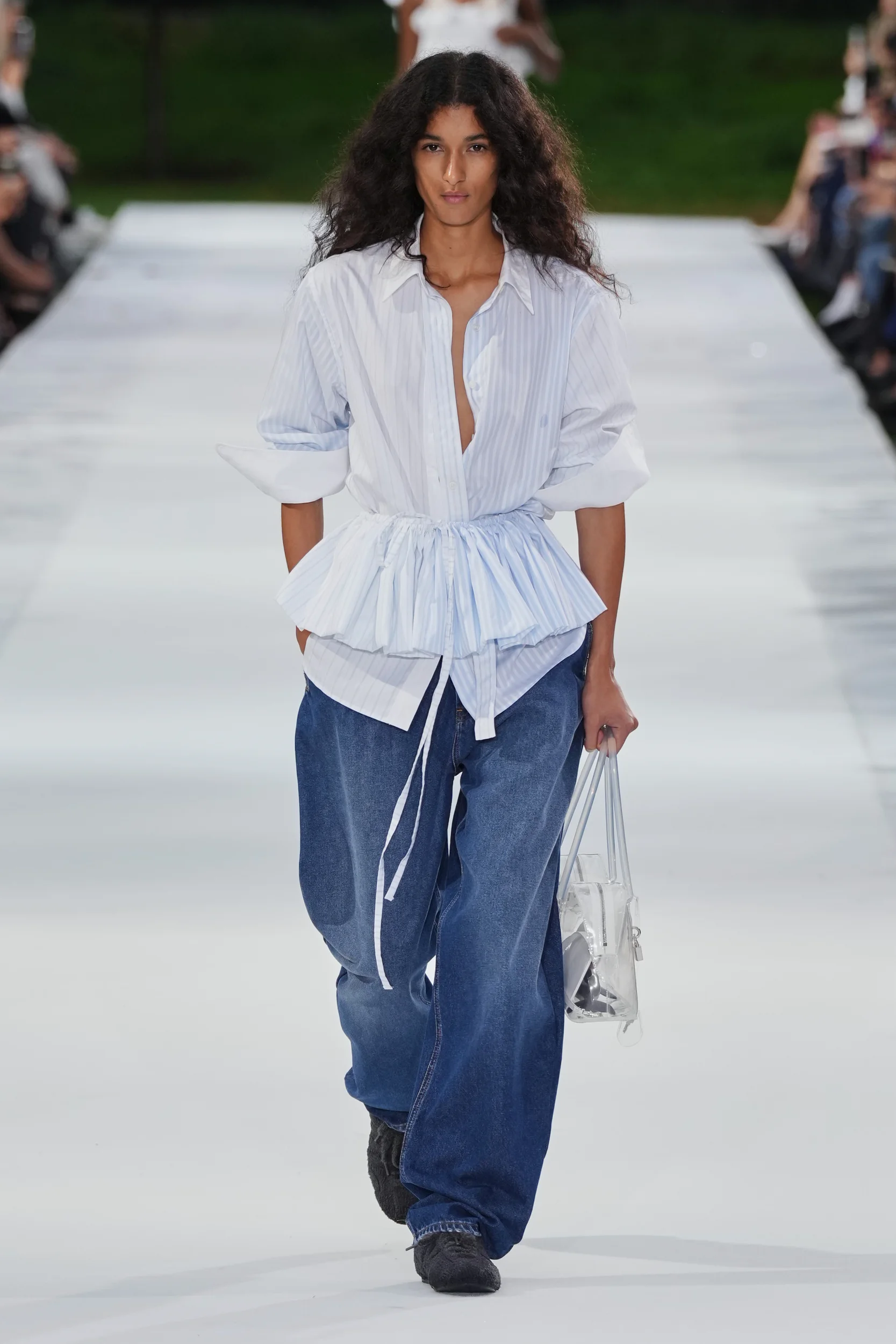 2027年春夏コレクション_STELLA MCCARTNEY(ステラ マッカートニー)_モデル_22