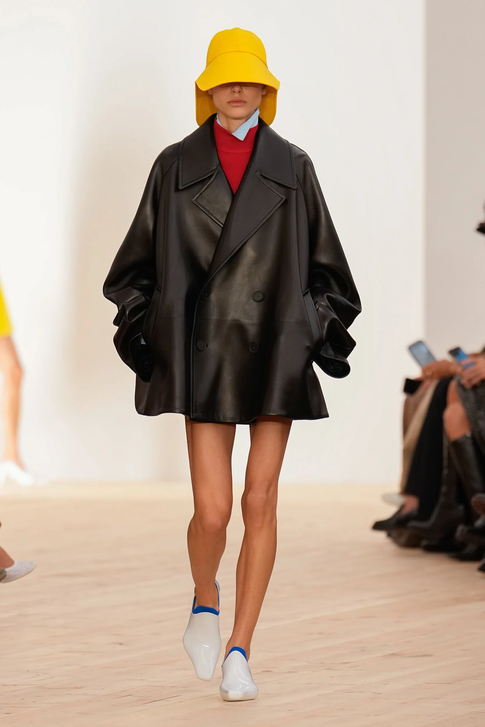 2026年春夏コレクション_LOEWE(ロエベ)_モデル_11
