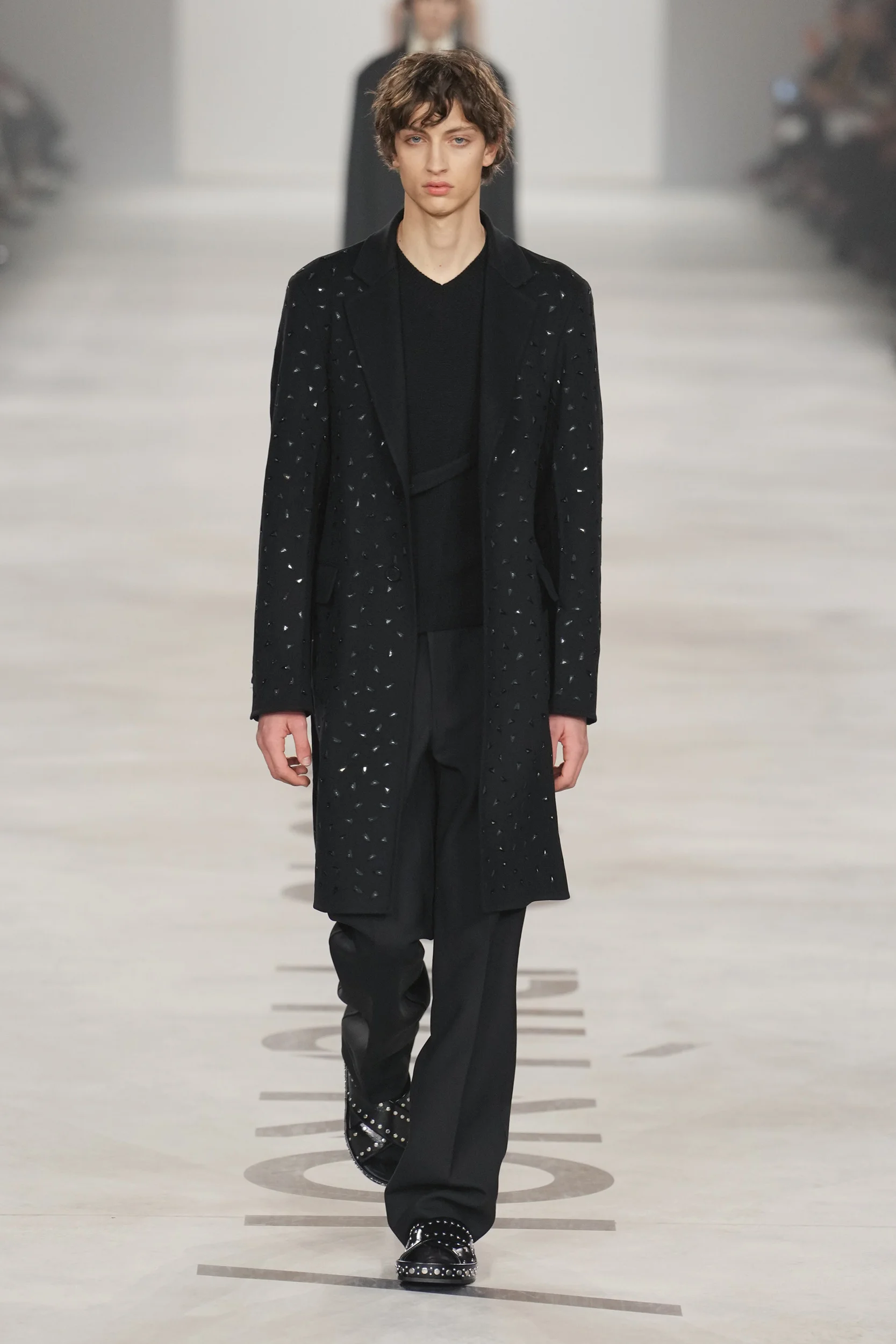 2026-27年秋冬コレクション_FENDI(フェンディ)_モデル_15