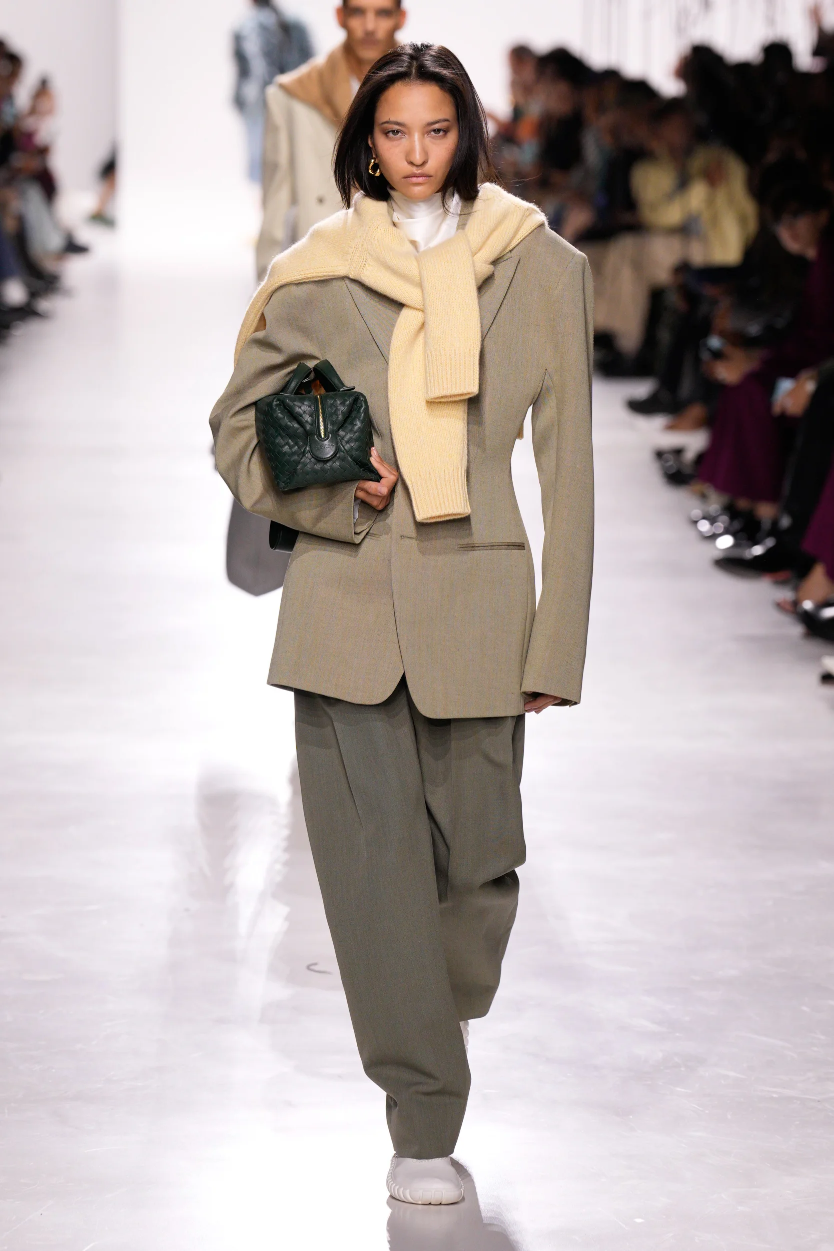2026年春夏コレクション_BOTTEGA VENETA(ボッテガ ヴェネタ)_モデル_37