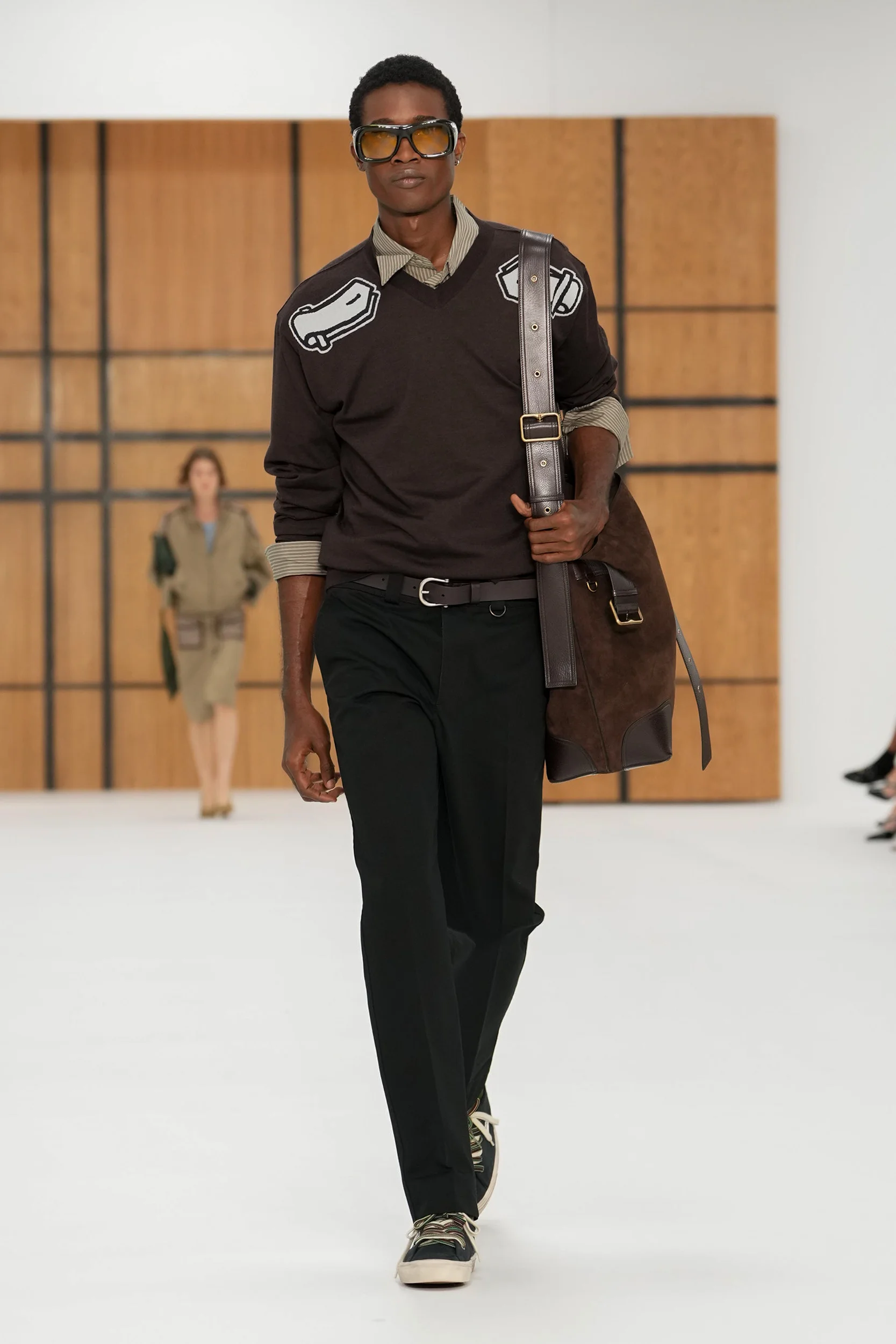 2027年春夏コレクション_BURBERRY(バーバリー)_モデル_14