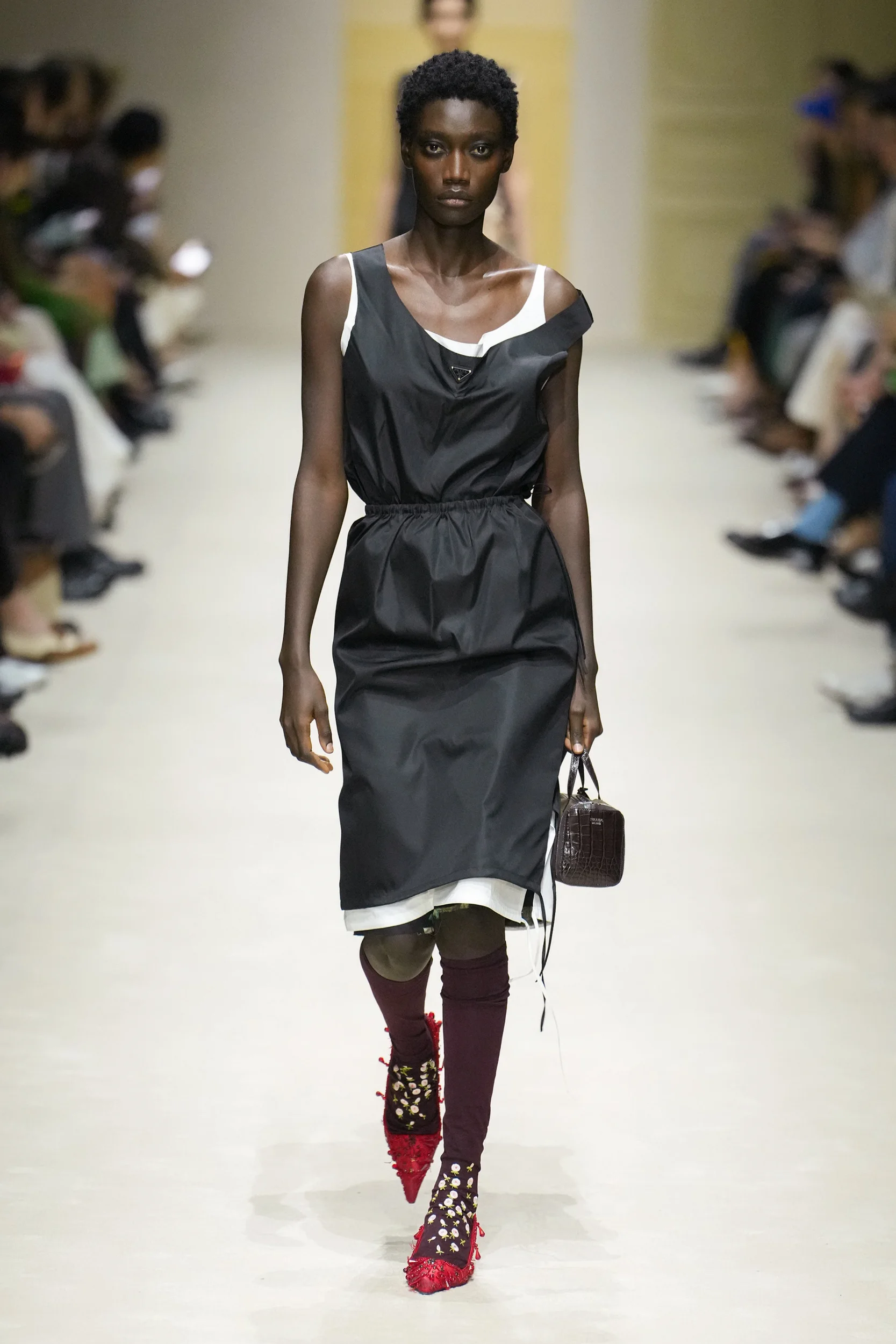 2026-27年秋冬コレクション_PRADA(プラダ)_モデル_44