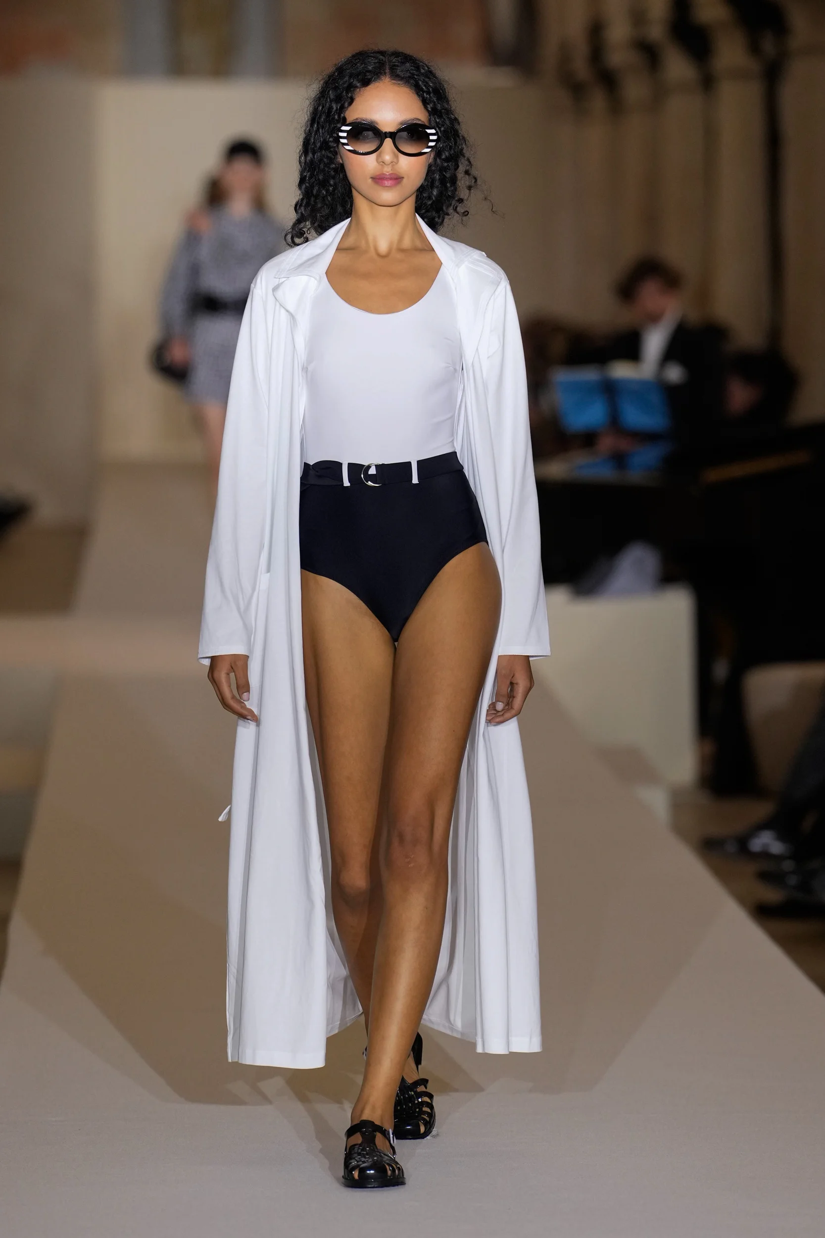 2026年春夏コレクション_AGNES B.(アニエスベー)_モデル_52