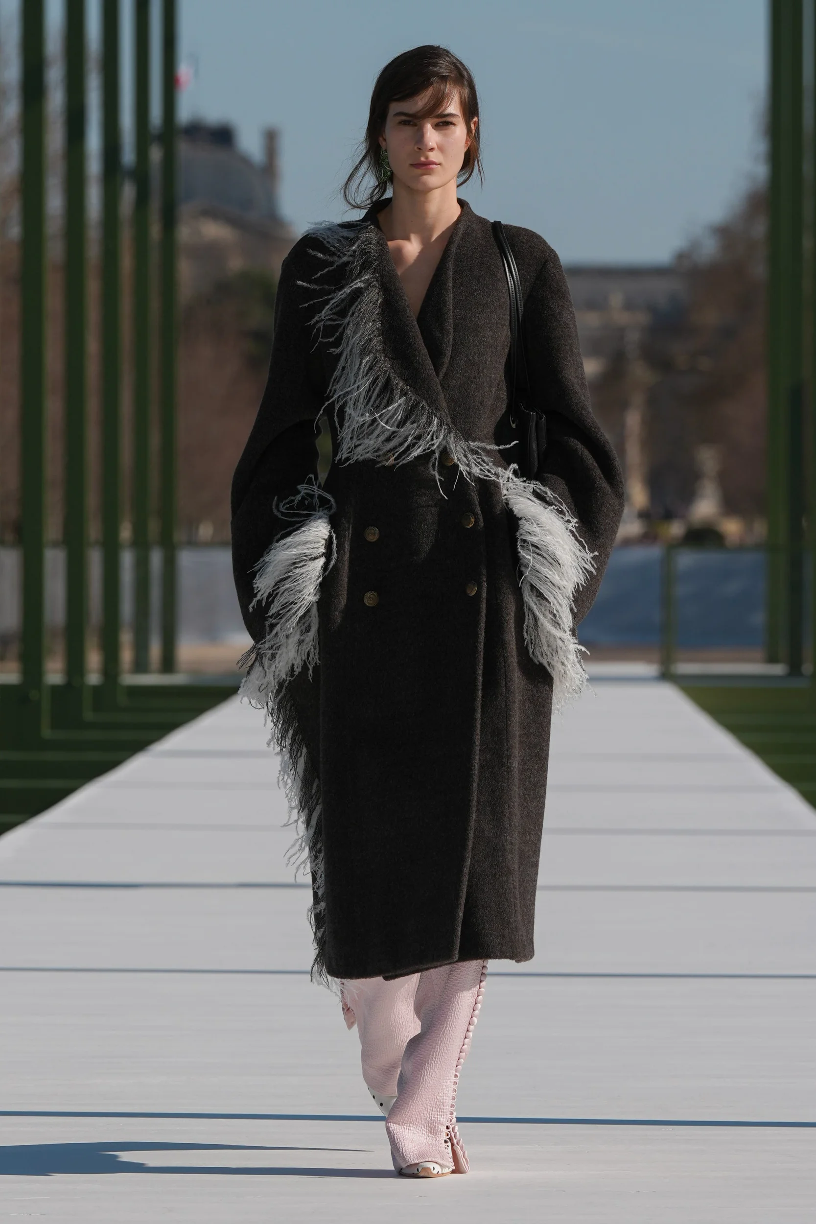 2026-27年秋冬コレクション_DIOR(ディオール)_モデル_14