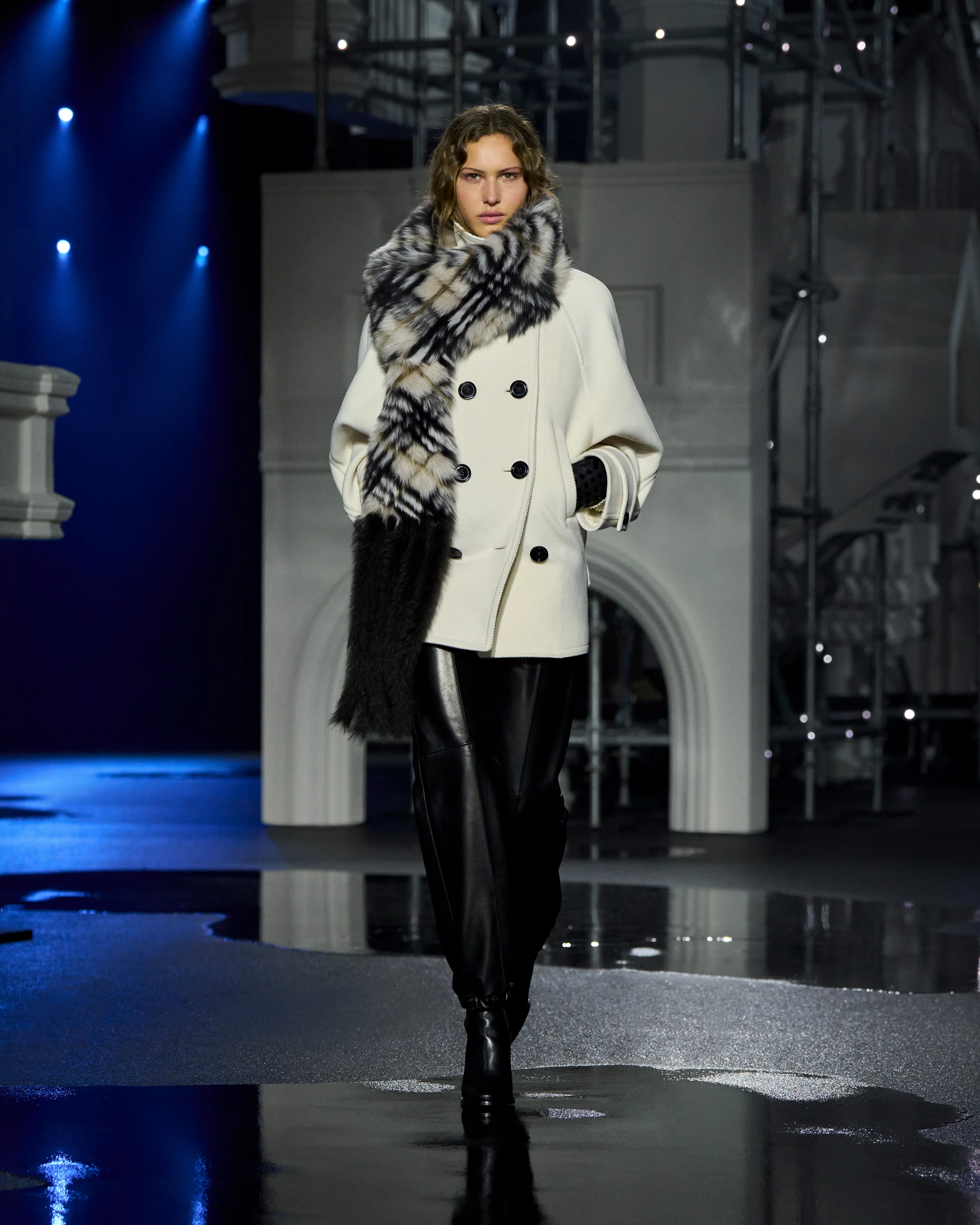 2026-27年秋冬コレクション_BURBERRY(バーバリー)_モデル_31