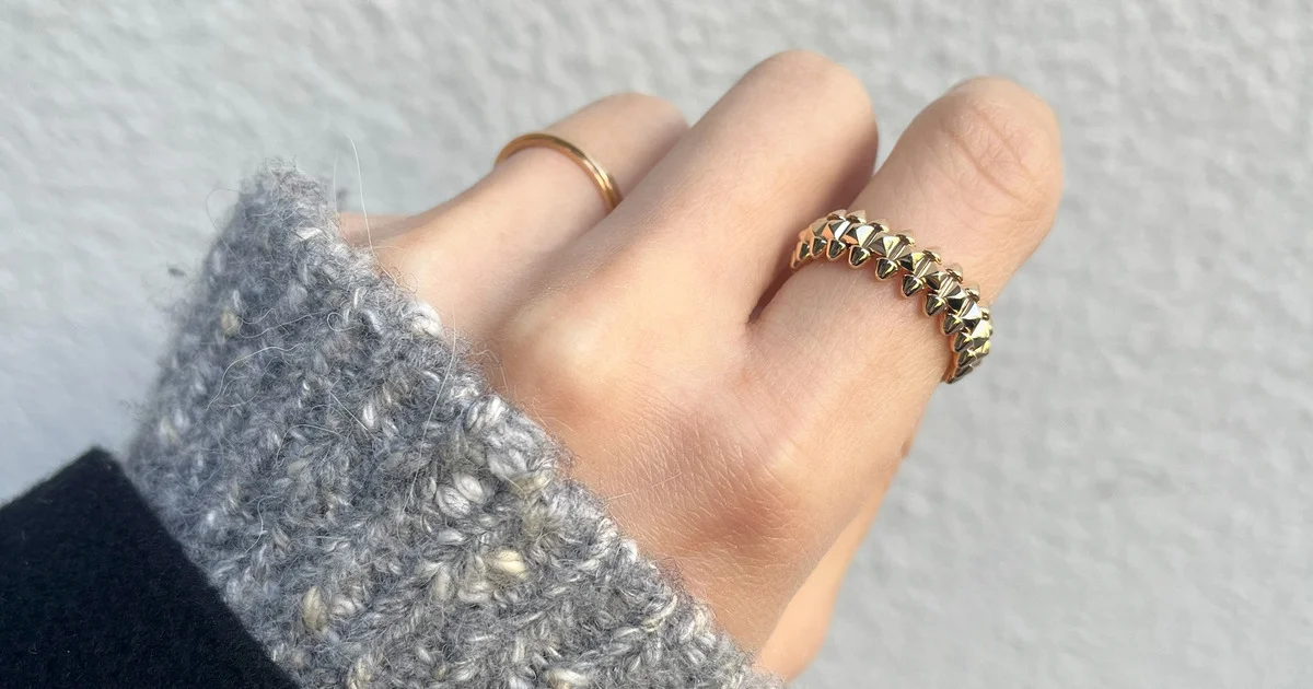 カルティエの名品リング】クラッシュ ドゥ カルティエをお守り