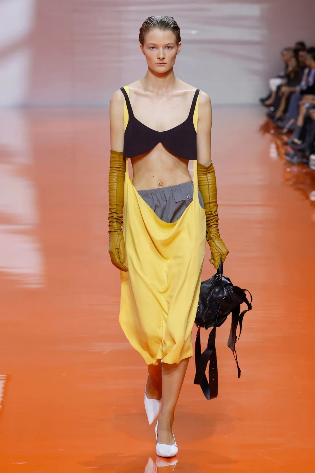 2026年春夏コレクション_PRADA(プラダ)_モデル_51
