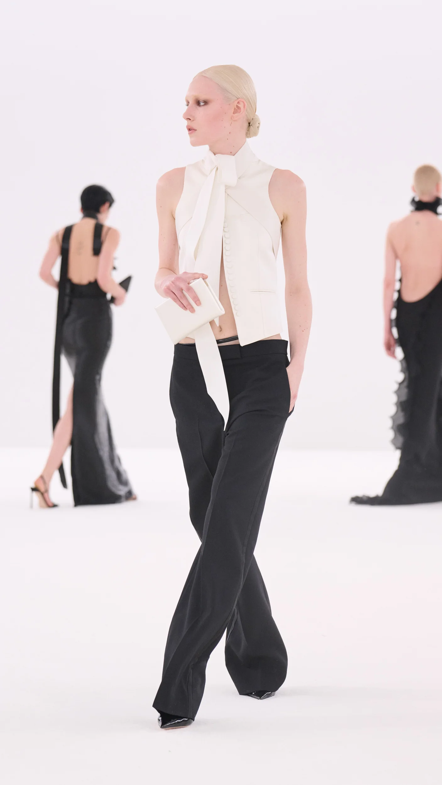 2026-27年秋冬コレクション_TOM FORD(トム フォード)_モデル_59