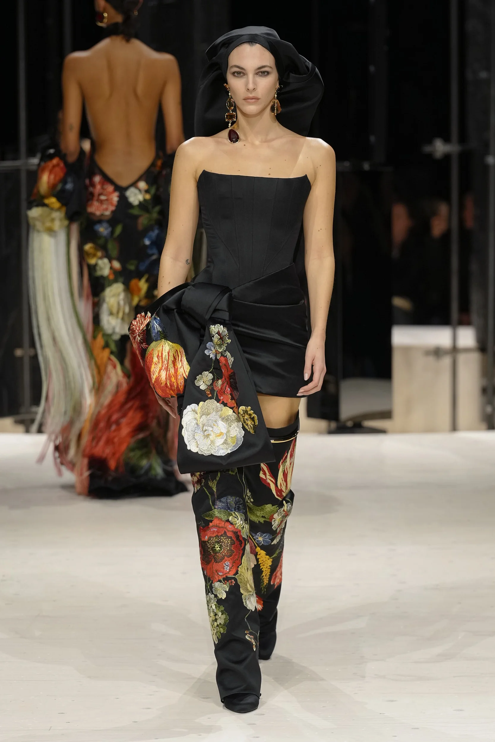 2026-27年秋冬コレクション_GIVENCHY(ジバンシィ)_モデル_44