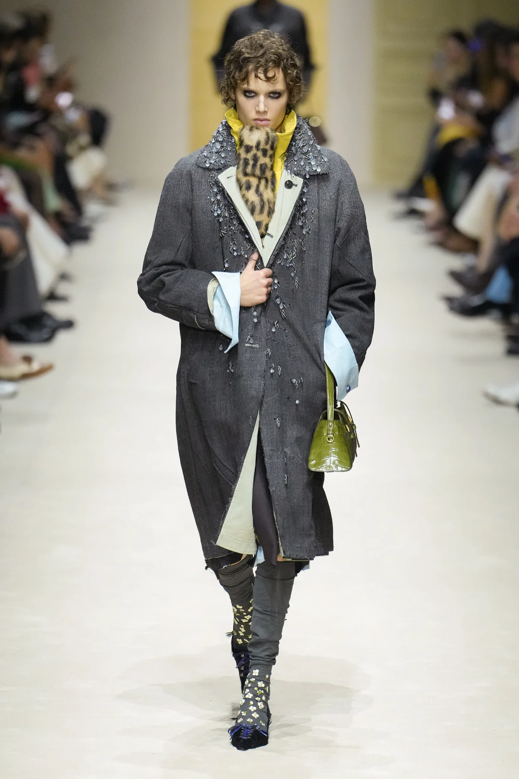 2026-27年秋冬コレクション_PRADA(プラダ)_モデル_8