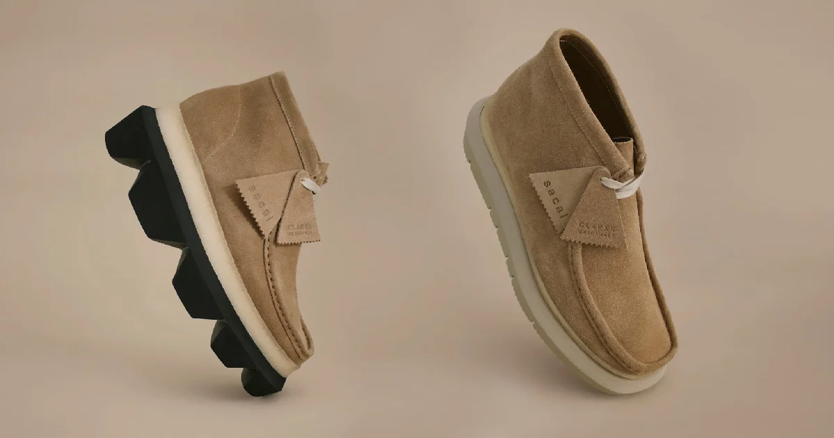 サカイ】が【クラークス オリジナルズ】の名品「ワラビー ブーツ」を