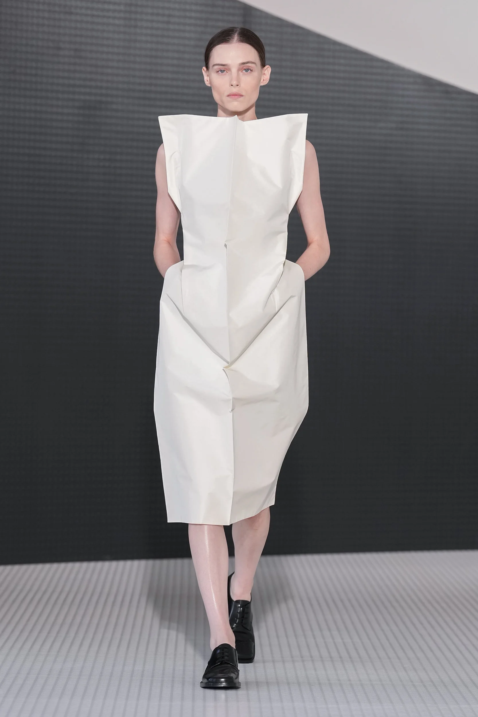 2026年春夏コレクション_JIL SANDER(ジル サンダー)_モデル_49