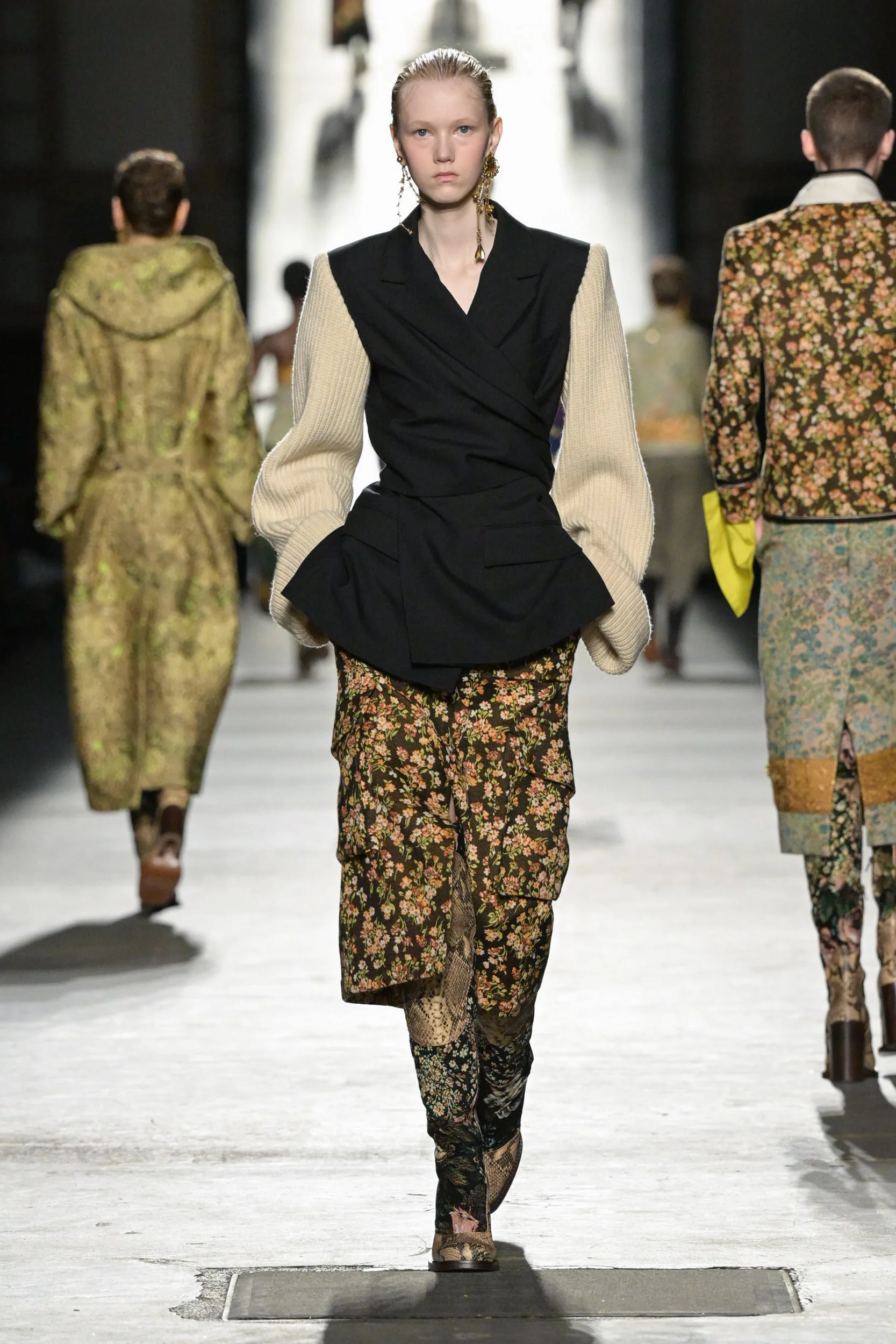 2026-27年秋冬コレクション_DRIES VAN NOTEN(ドリス ヴァン ノッテン)_モデル_20