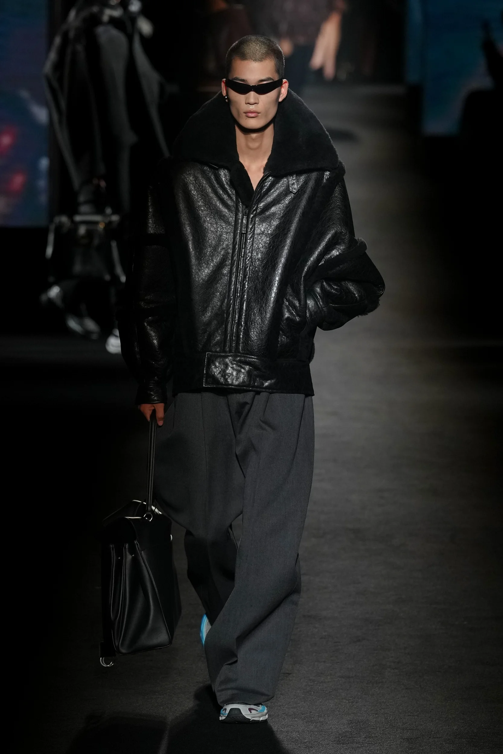 2026-27年秋冬コレクション_BALENCIAGA(バレンシアガ)_モデル_21