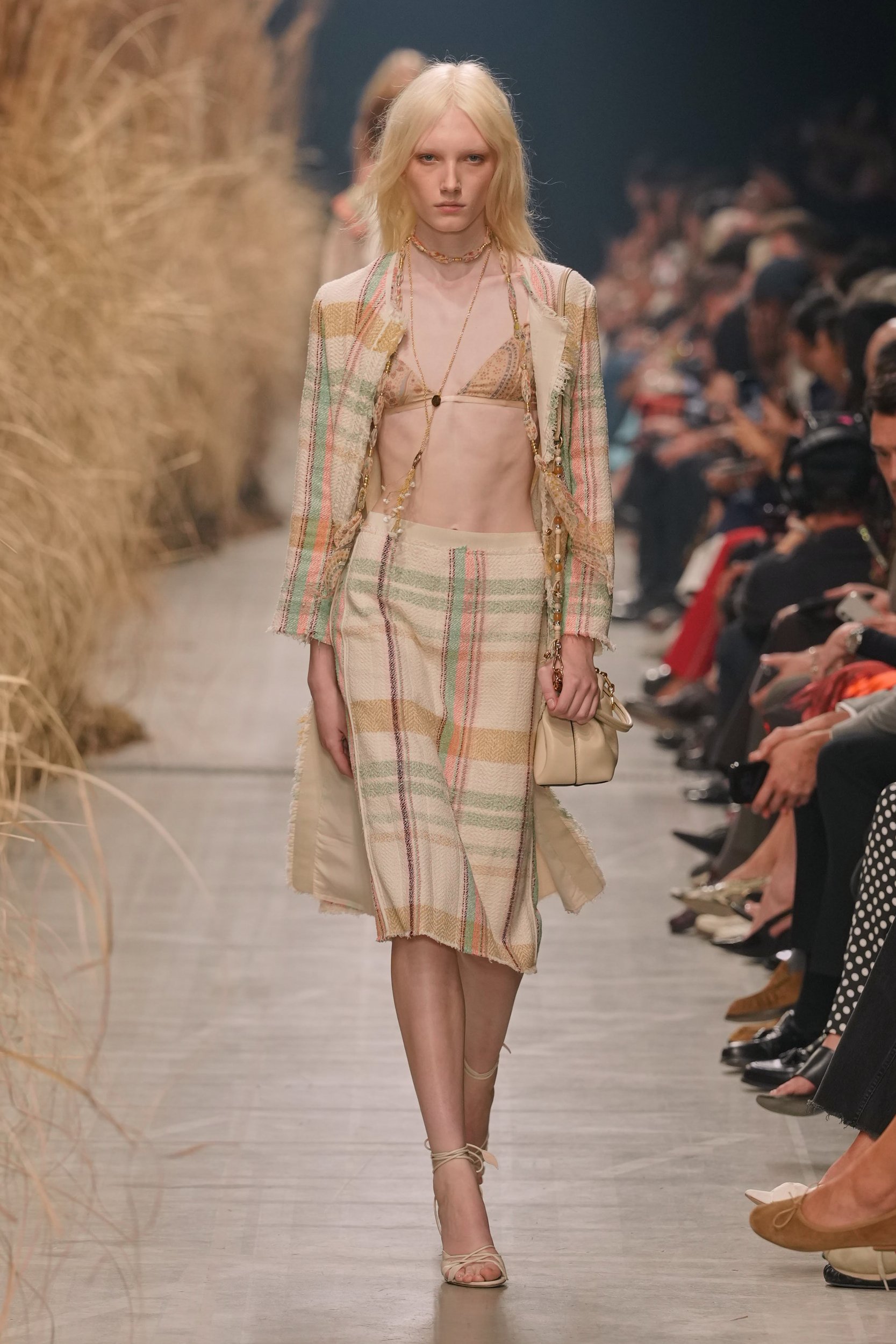 2027年春夏コレクション_ETRO(エトロ)_モデル_17