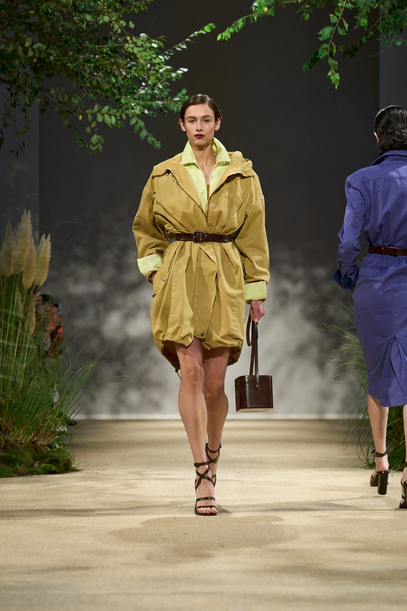 2024年春夏コレクション_MAX MARA(マックスマーラ)_モデル_15