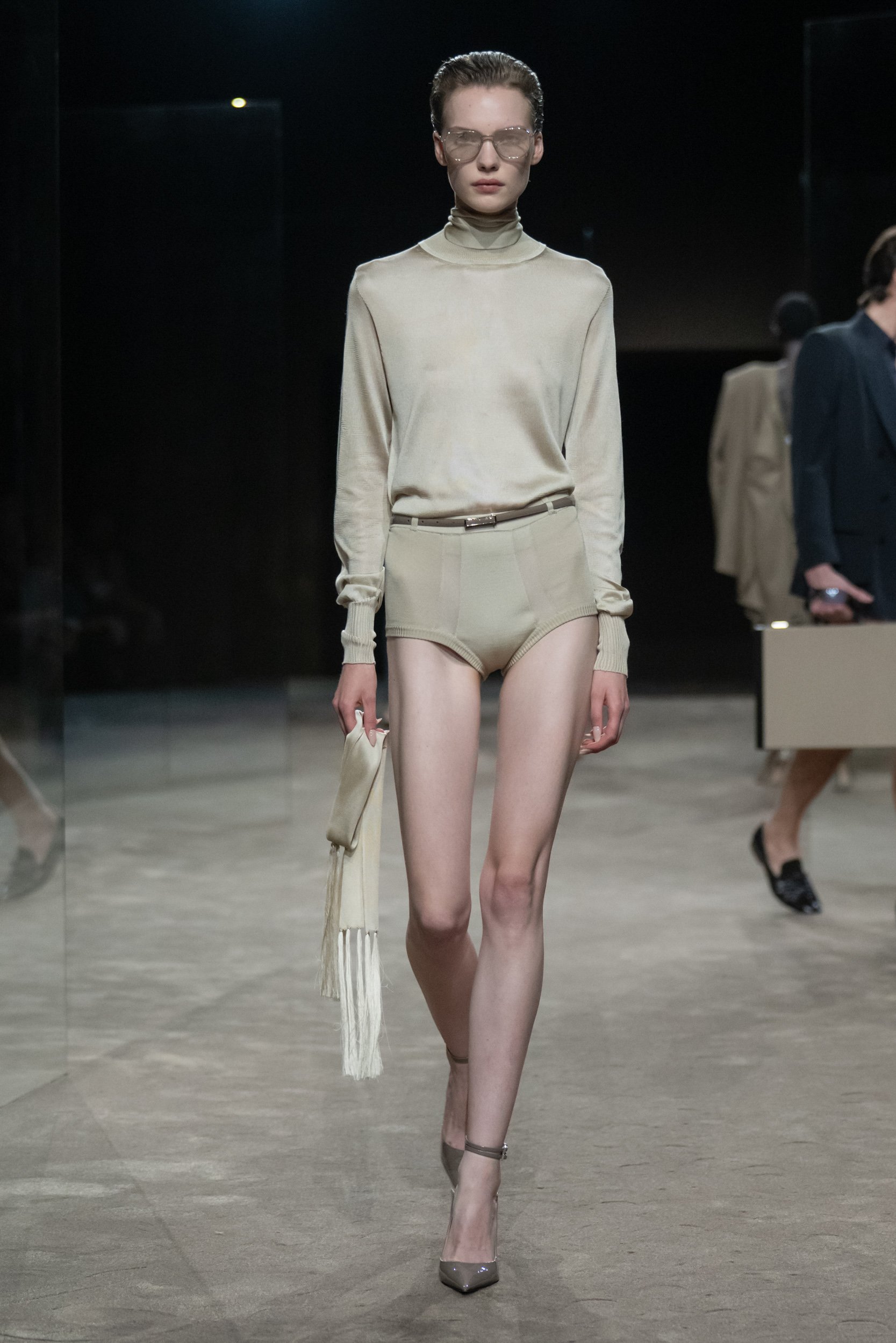2027年春夏コレクション_TOM FORD(トム フォード)_モデル_36