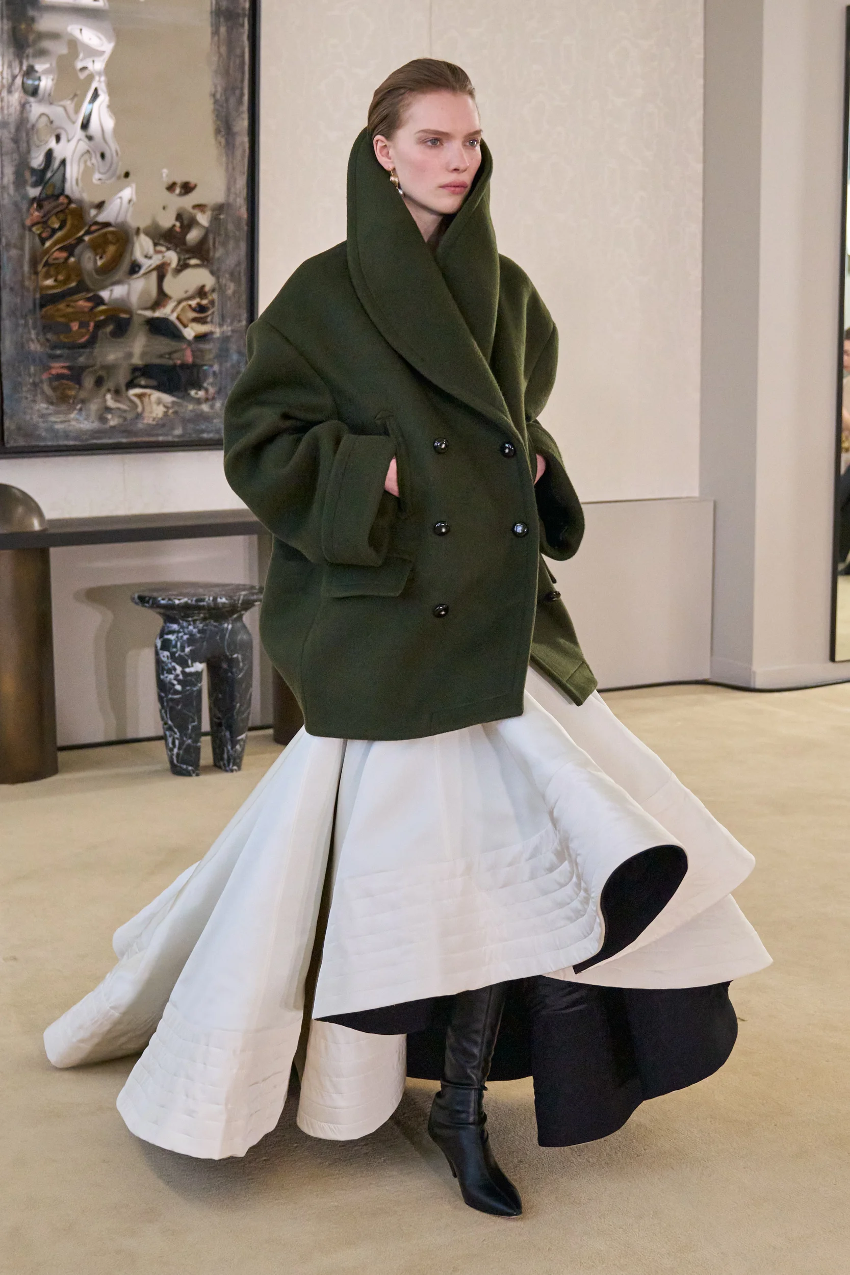 2026-27年秋冬コレクション_ALTUZARRA(アルチュザラ)_モデル_41