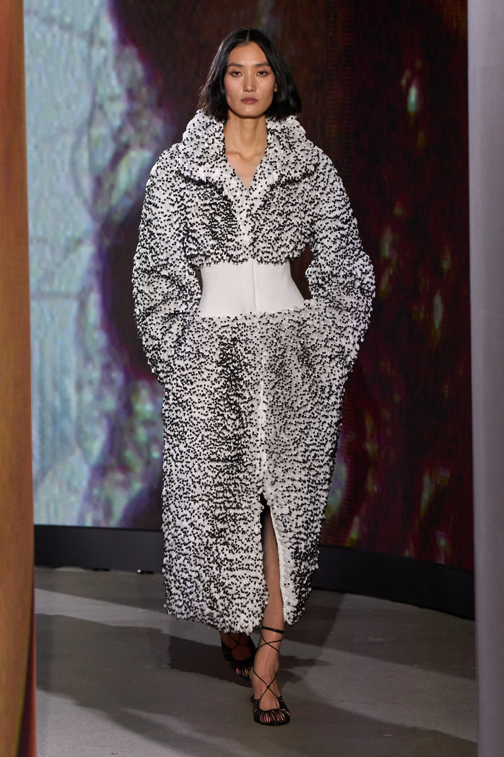 2027年春夏コレクション_ALAÏA(アライア)_モデル_36