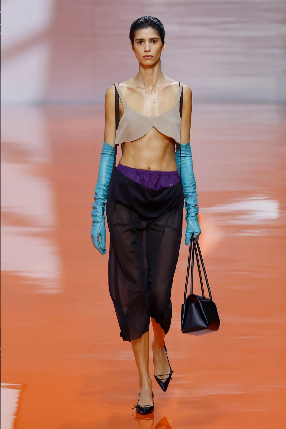 2026年春夏コレクション_PRADA(プラダ)_モデル_23