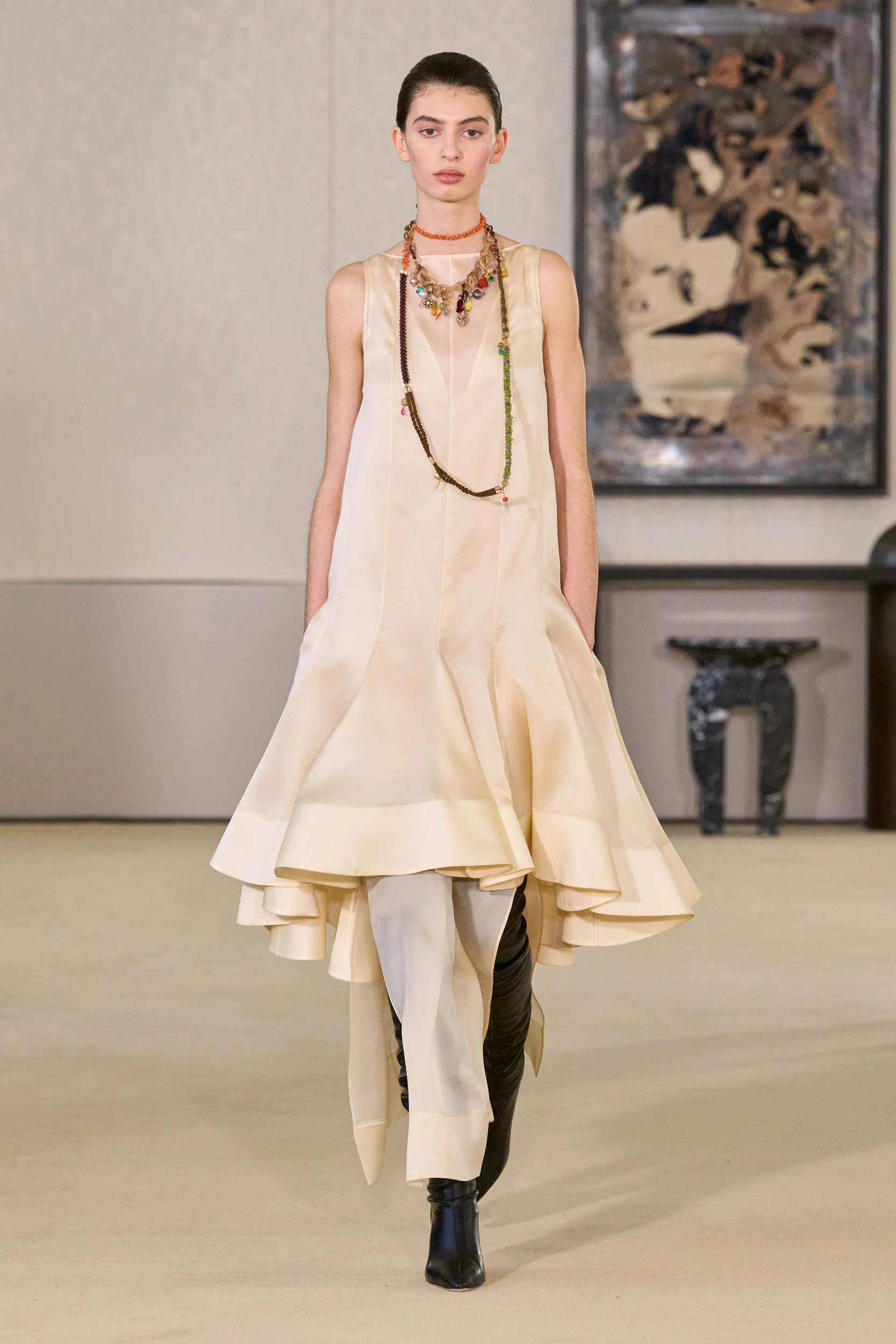 2026-27年秋冬コレクション_ALTUZARRA(アルチュザラ)_モデル_32