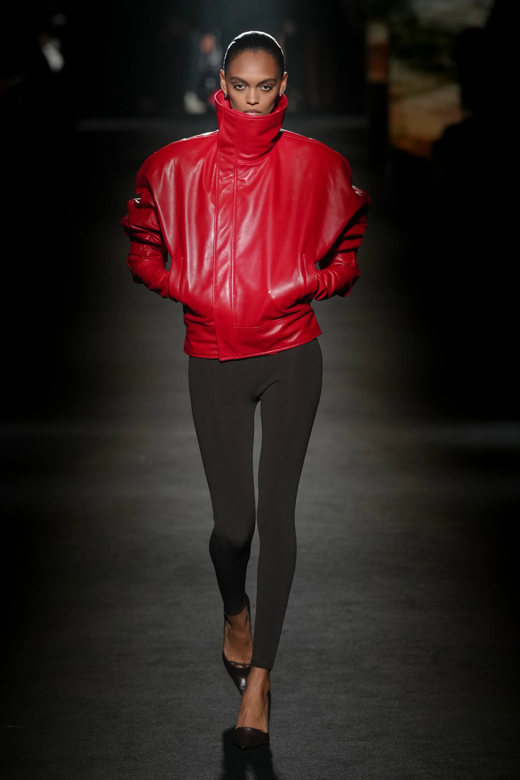 2026-27年秋冬コレクション_BALENCIAGA(バレンシアガ)_モデル_74